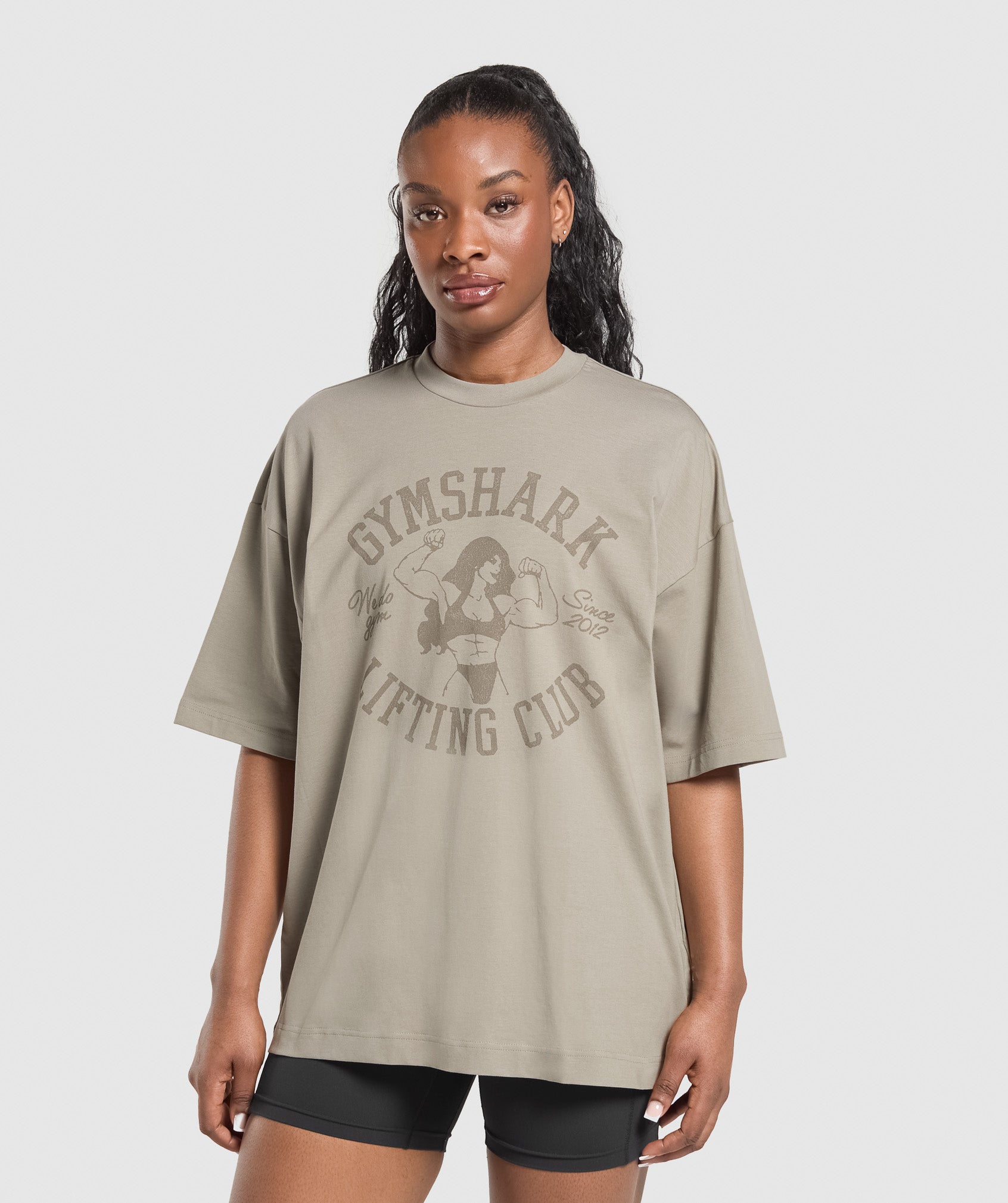 Gymshark Lifting Girl Graphic Oversized Tee - Linen Brown