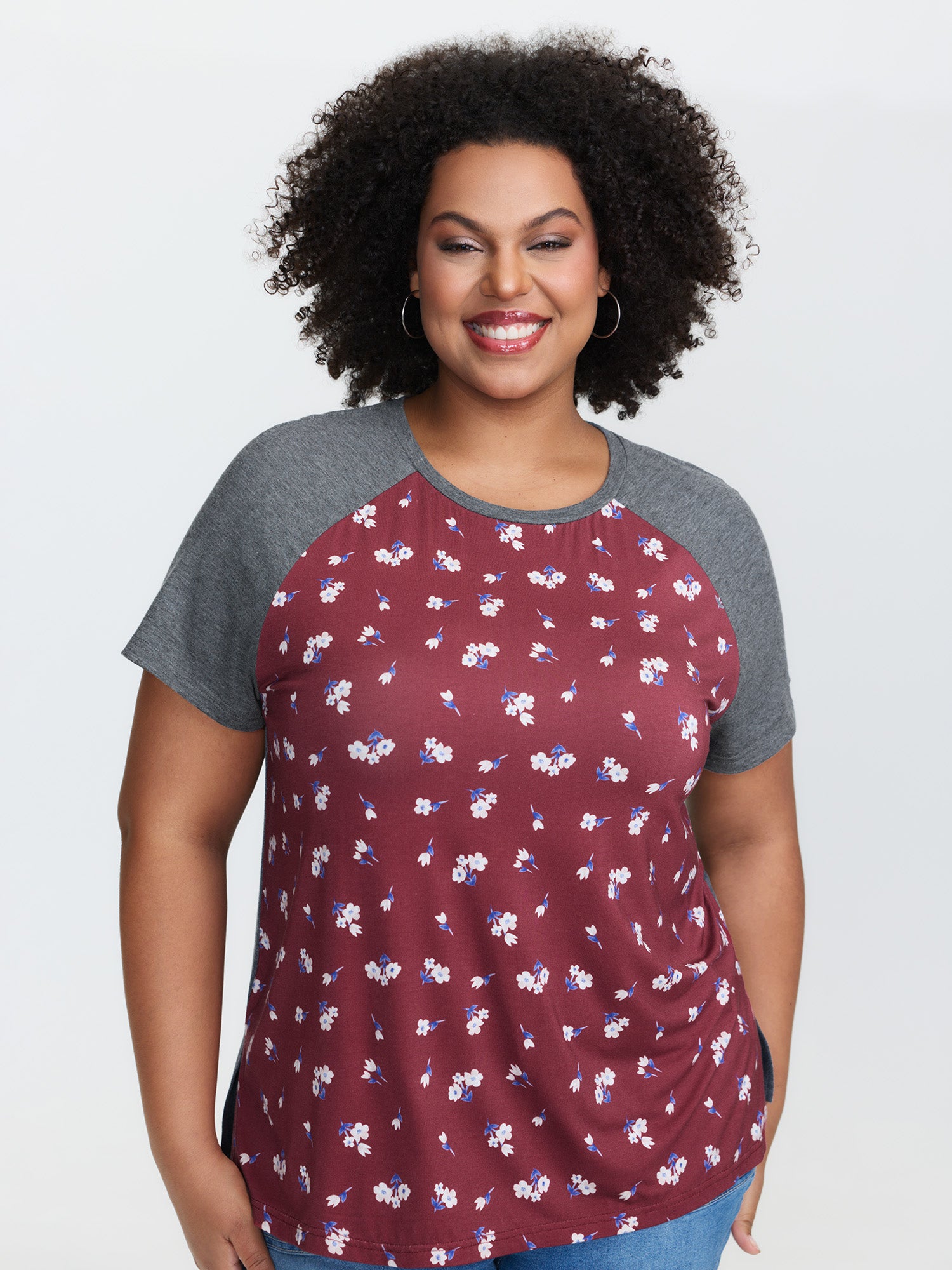 Floral Pattern Stretchy Split Hem T-Shirt