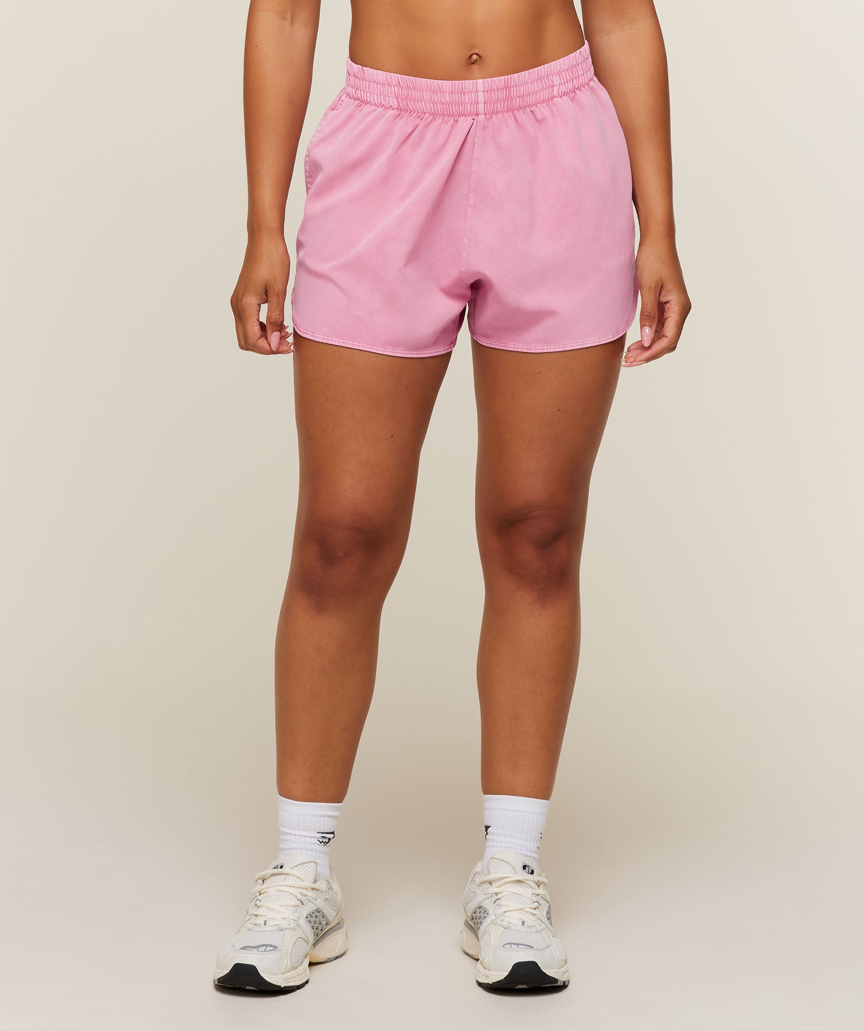 Gymshark Washed Pastel Woven Shorts - Focus Pink/Wash