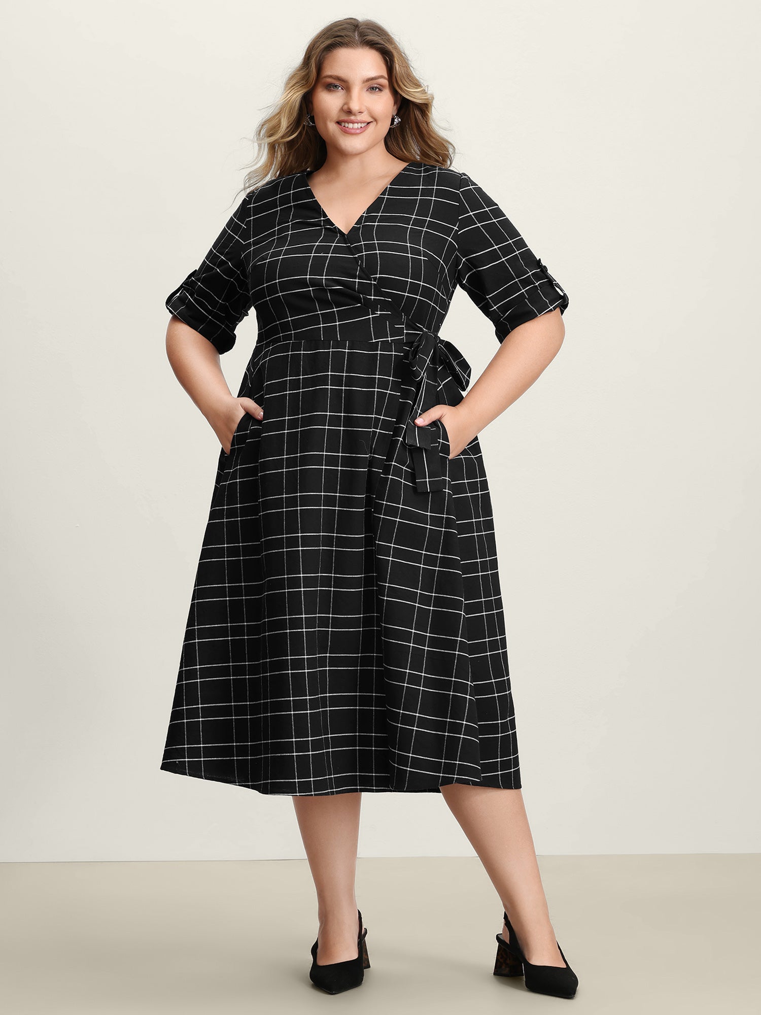 Checkered Print Wrap Pockets Midi Dress