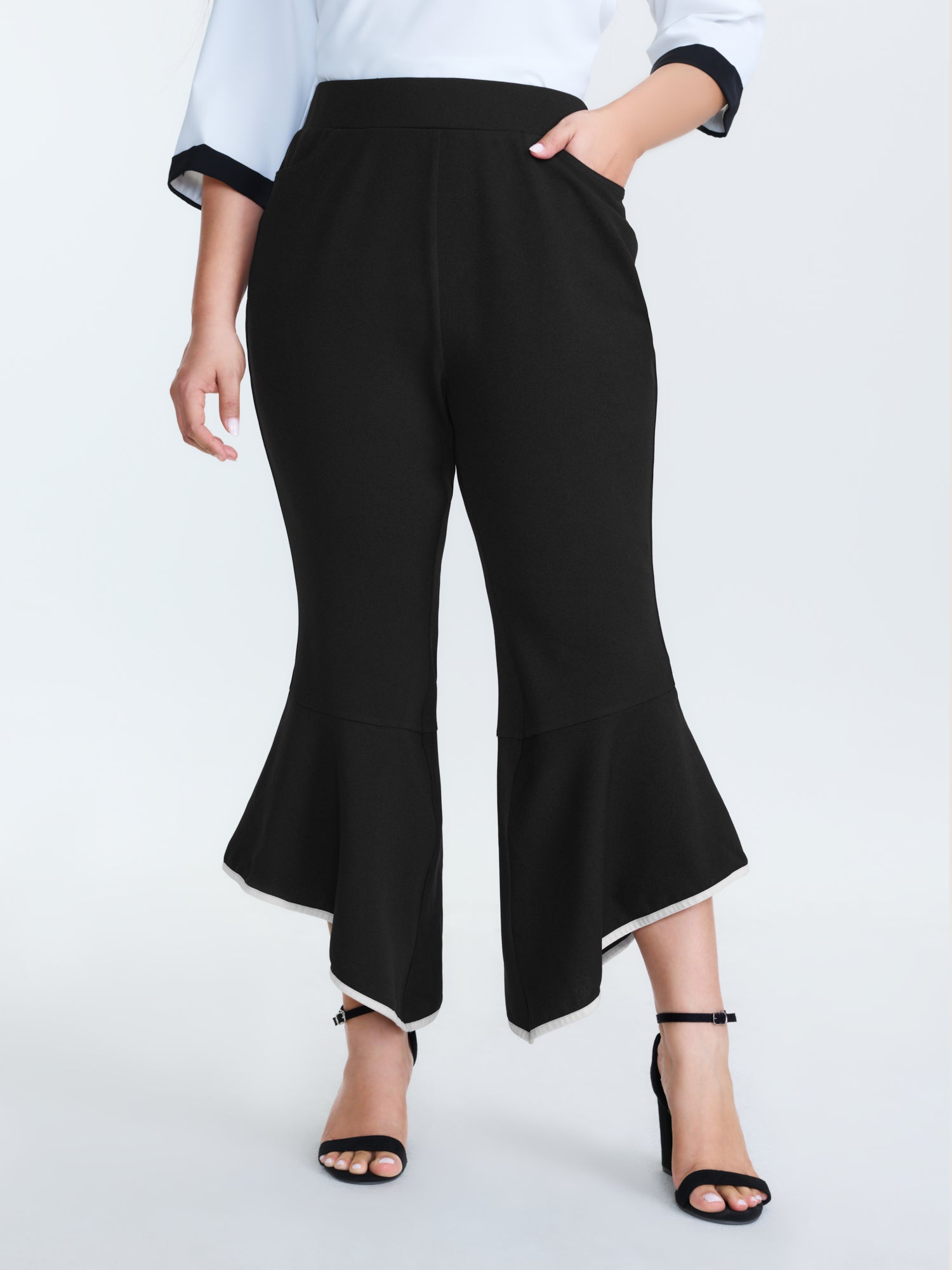 Flared Hem Pull-On Pocket Pants