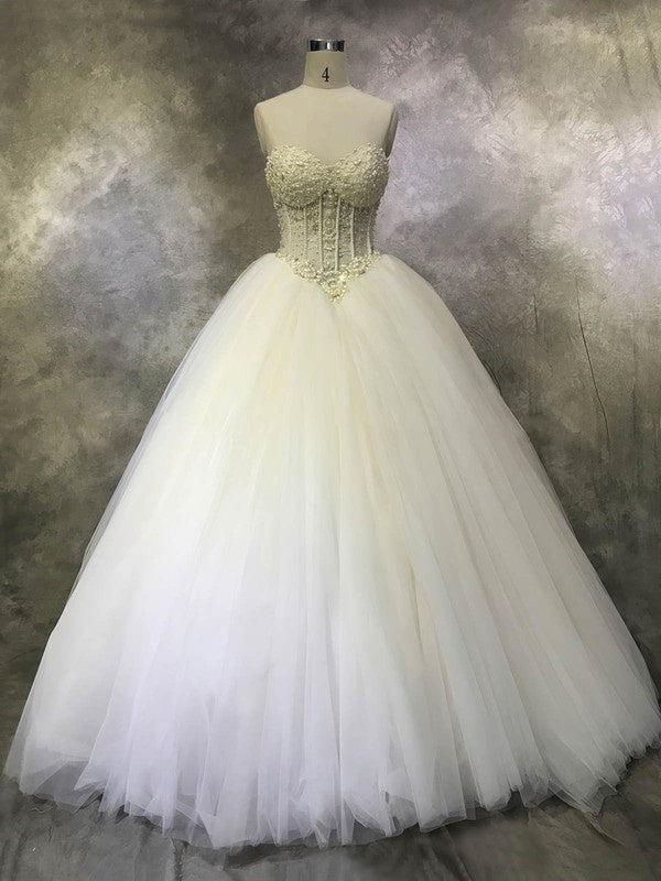 Trendy Strapless Sweetheart Tulle Ball Gown Wedding Dresses with Beads