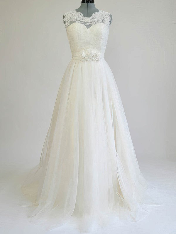Stunning Lace A-Line Sleeveless Tulle Sweep Train Wedding Dresses with Sash