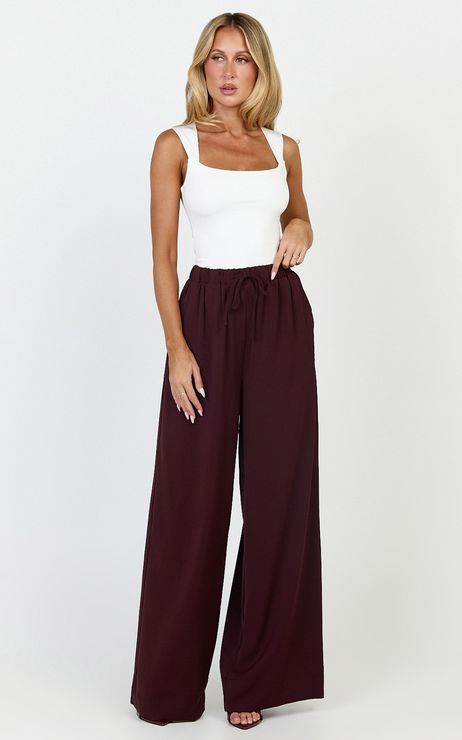 Nicole Pants - High Waist Elasticated Gathered Waist Wide Leg Pants in Wine