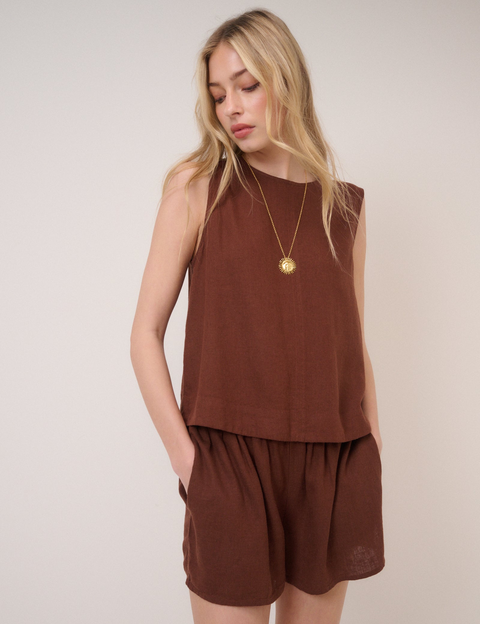 Brown Linen-Rich Sleeveless Swing Top
