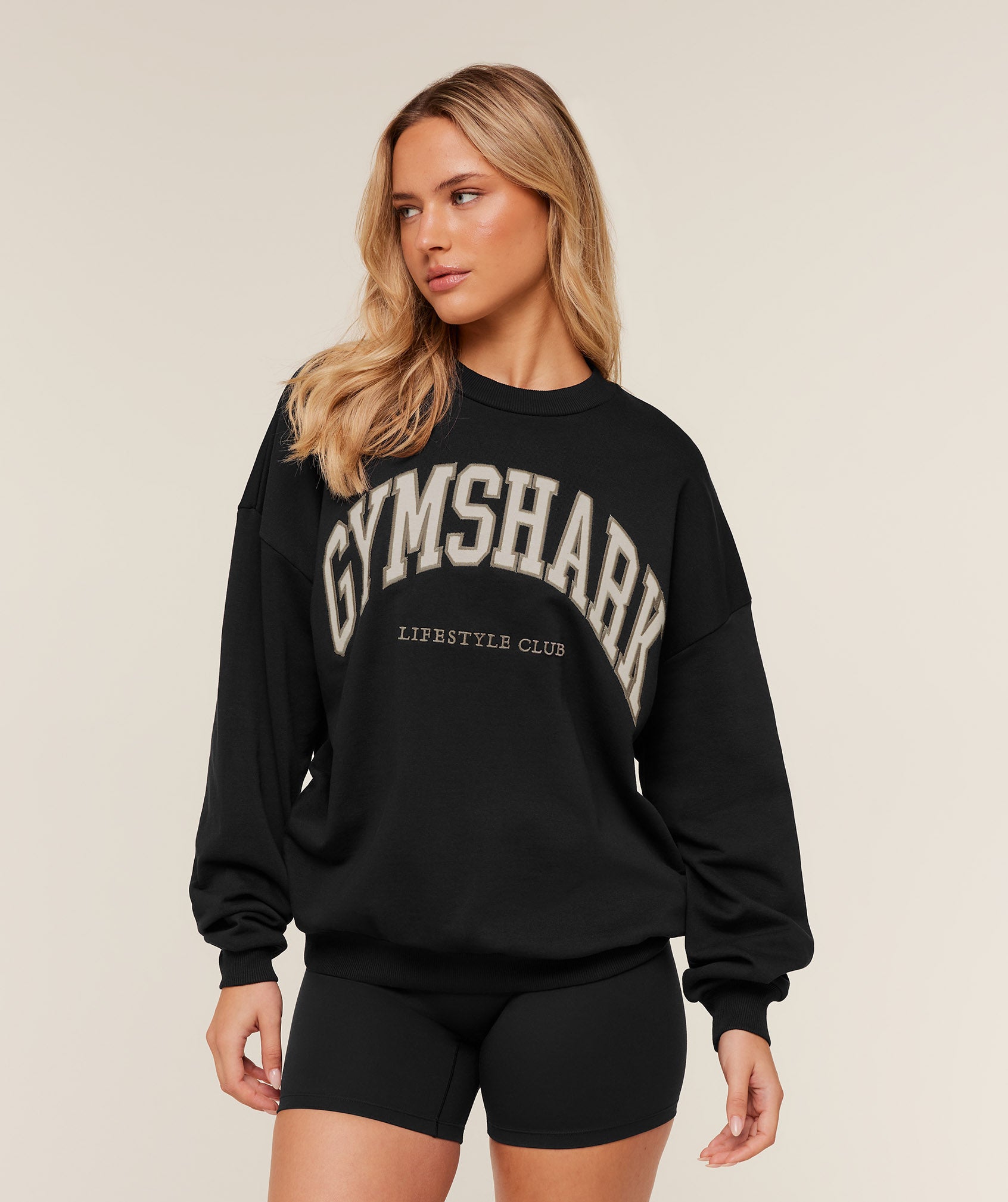 Gymshark Collegiate Graphic Crew Neck Pullover - Black/Pebble Grey