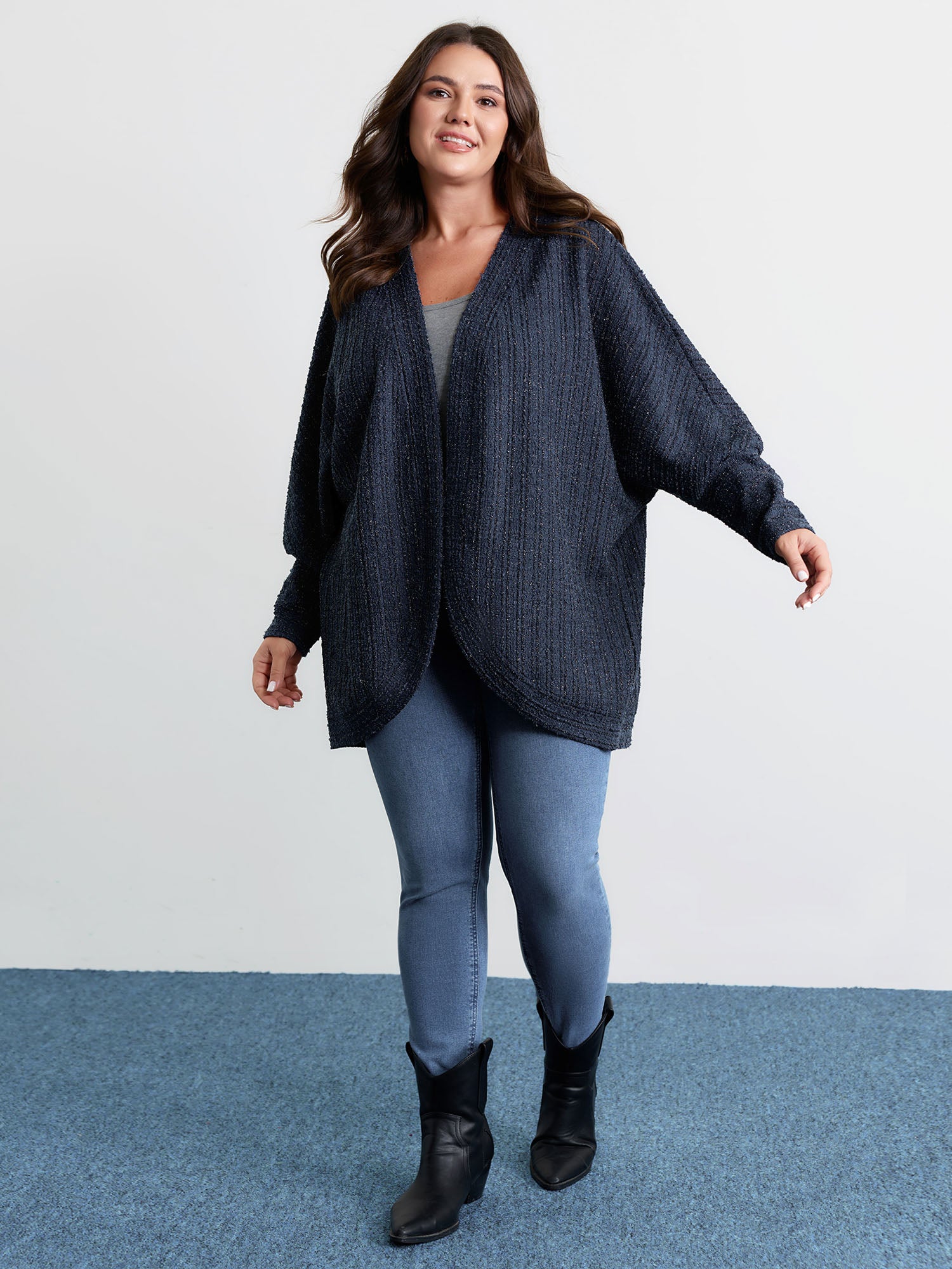 Raglan Sleeve Curvy Hem Kimono
