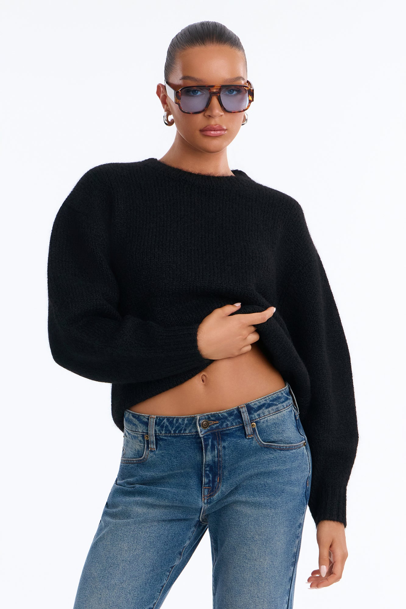 Effortless Chic Heavy Yarn Everyday Relaxed Sweater - Black