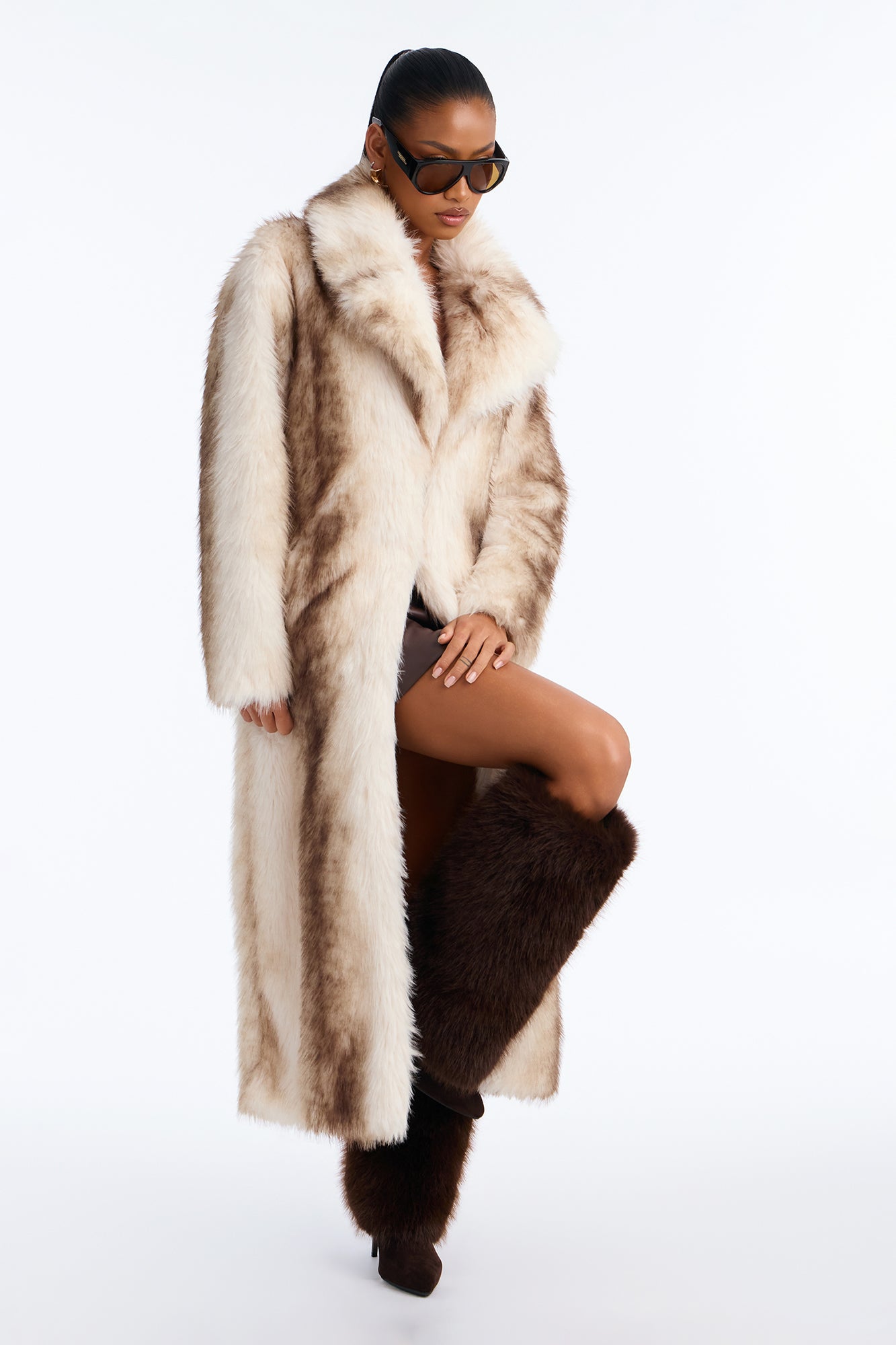 Paparazzi Please Relax Faux Fur Coat - White/combo