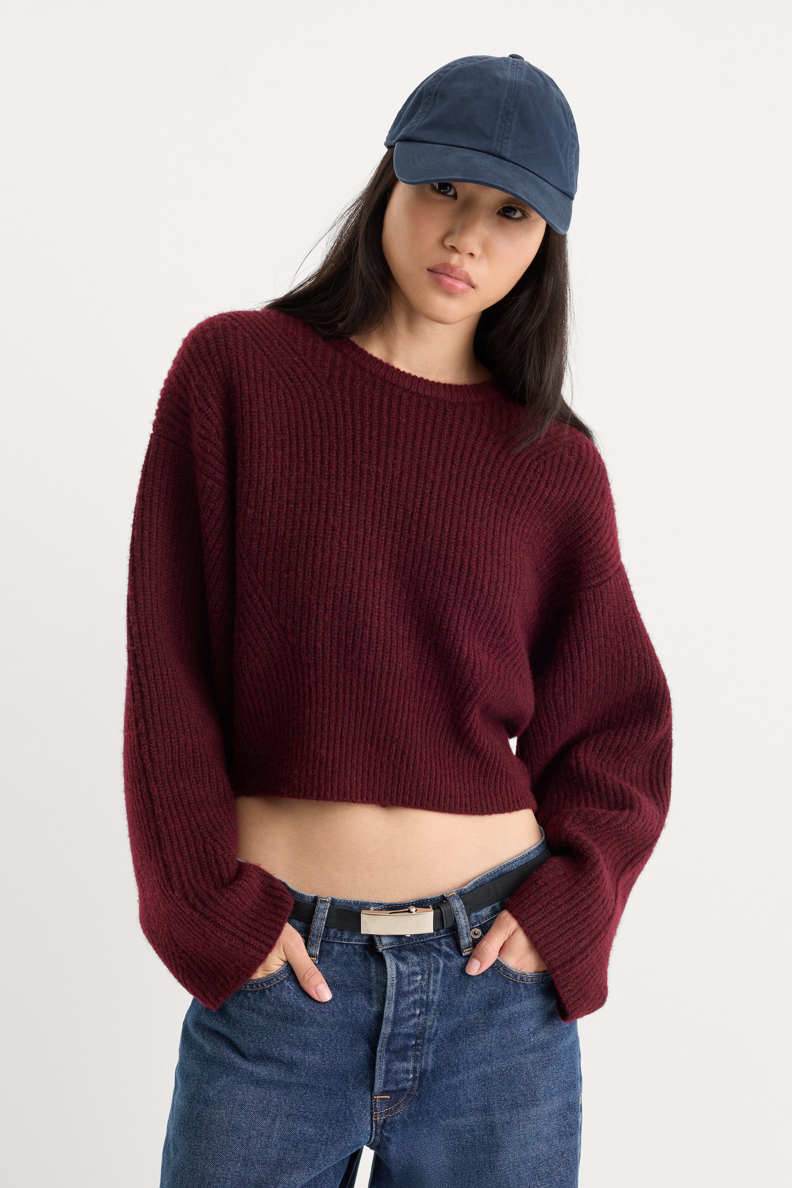 THE CHUNKY KNIT SWEATER | BERRY NOIR