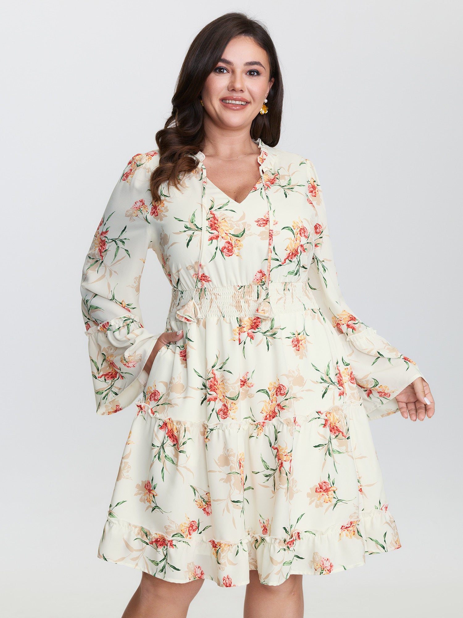 Floral Print Shirred Waist Ruffled Edge Mini Dress