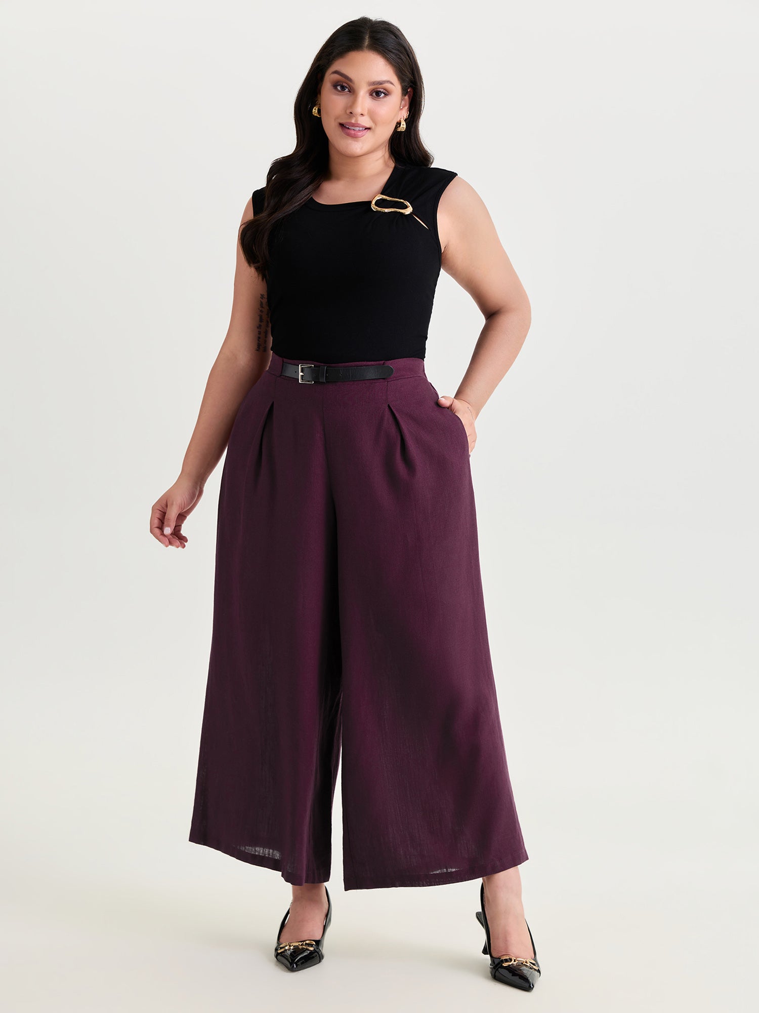 Linen Blend Pleated Wide-Leg Pants