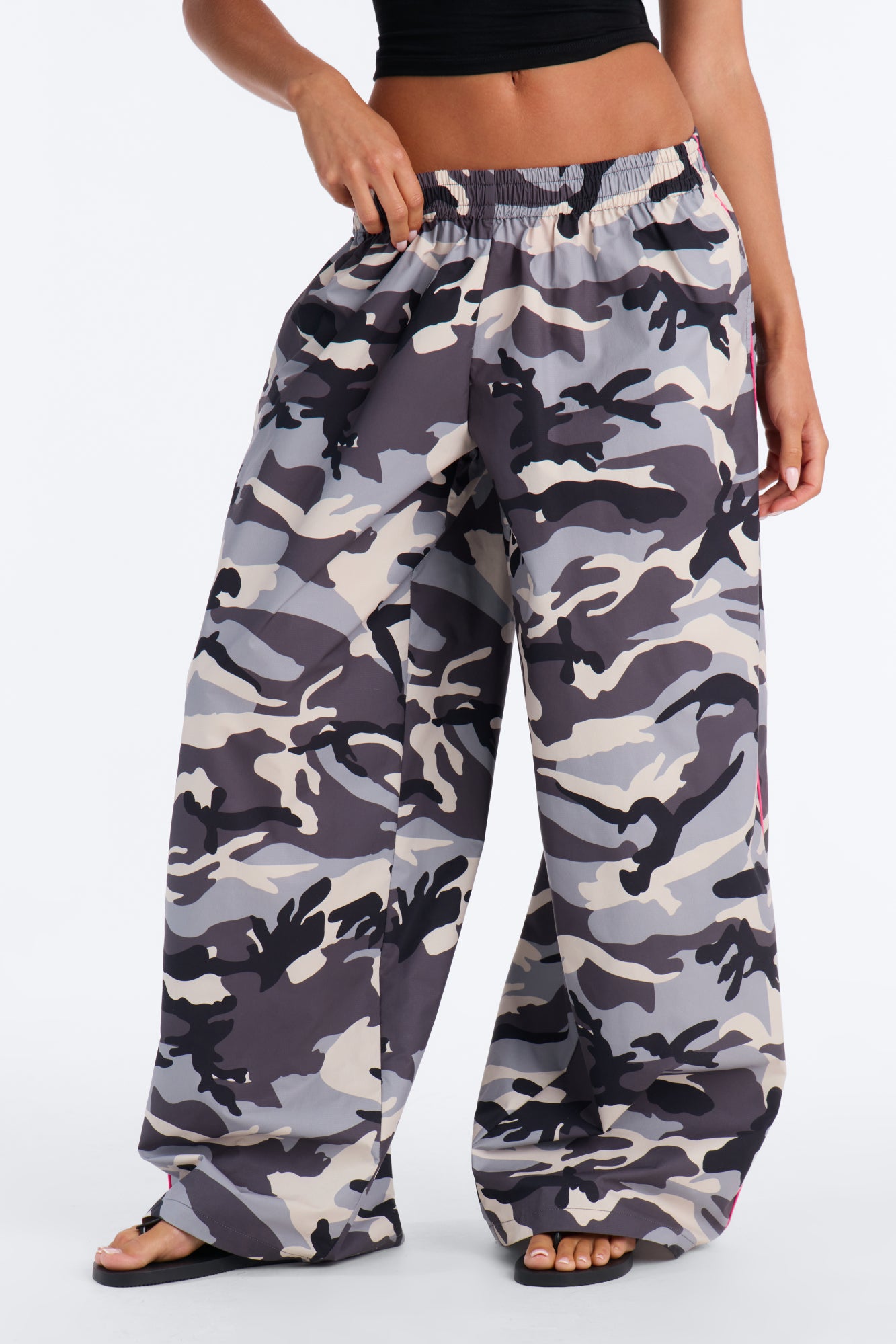 Jaleina Side Piping Printed Jogger - Grey/combo