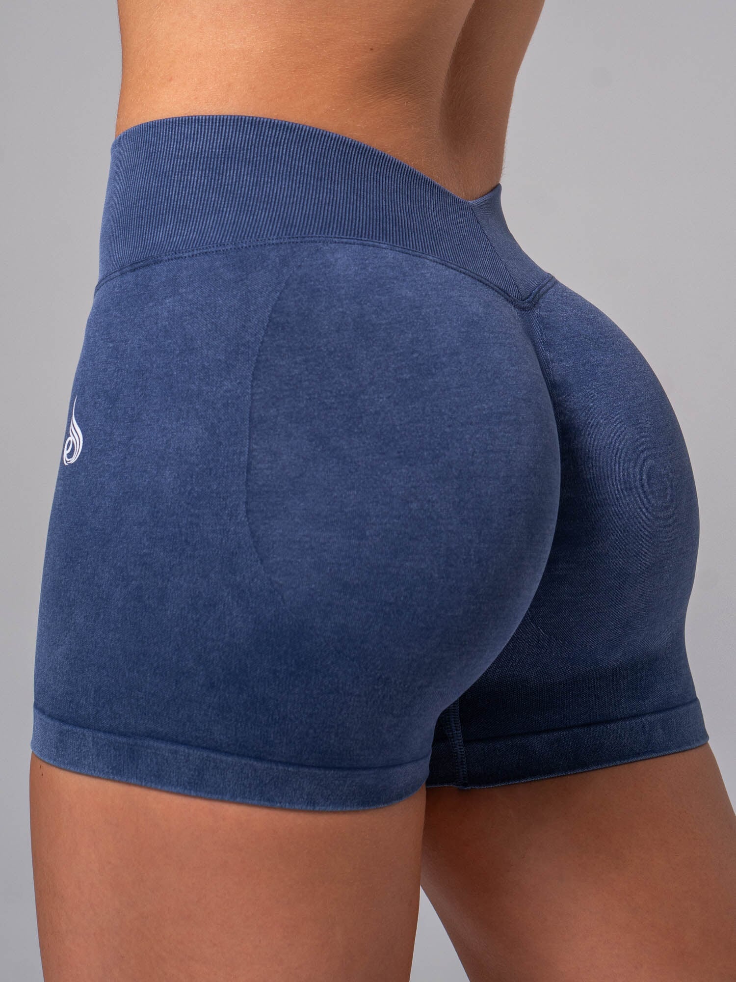 Stonewash Seamless V Back Shorts - Navy