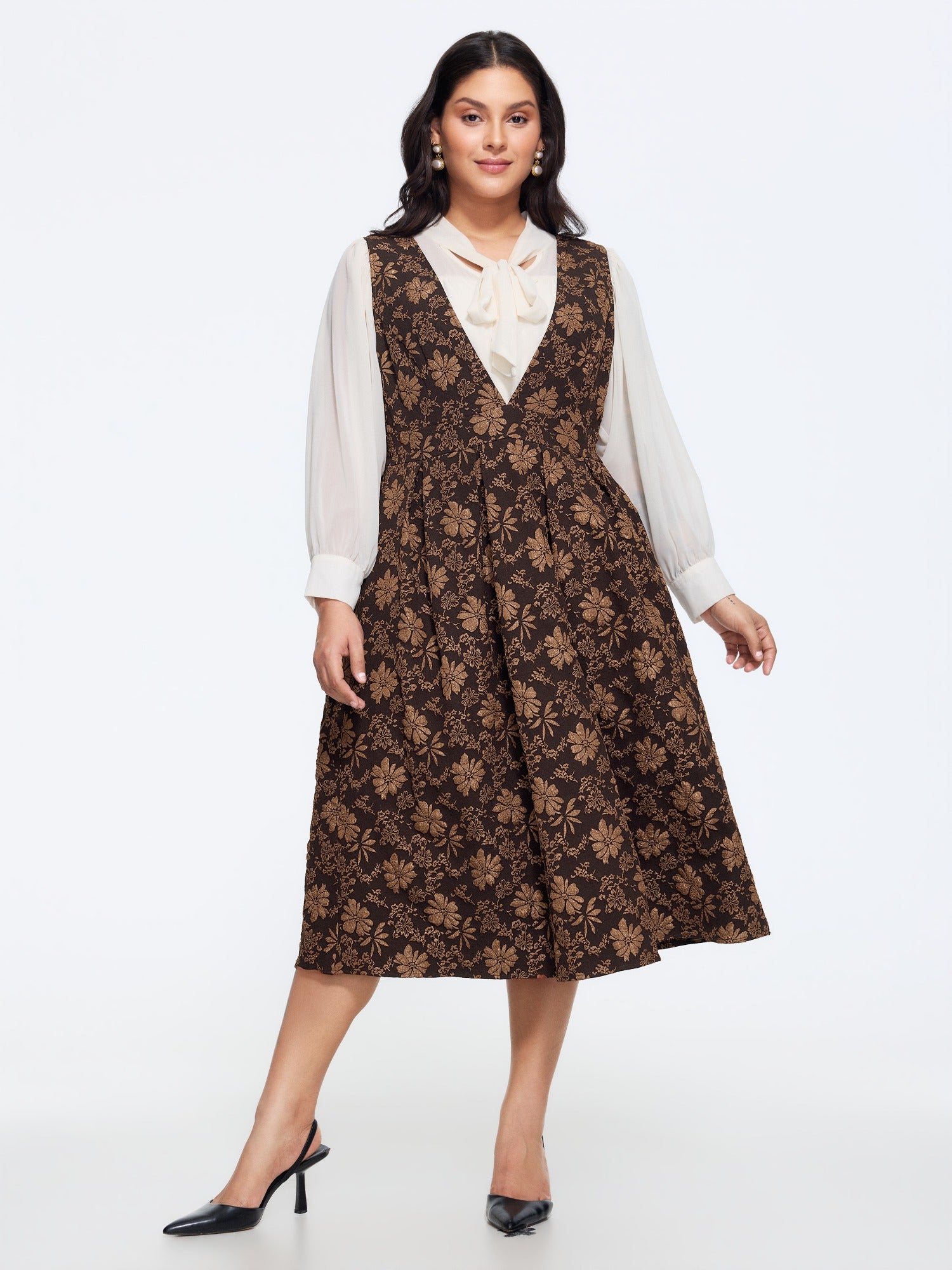 Vintage Jacquard Deep V‑Neck Sleeveless Midi Dress