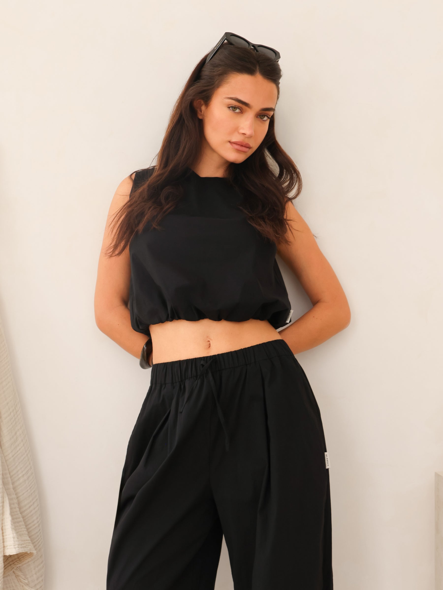 Kaia Bubble Hem Poplin Top - Black