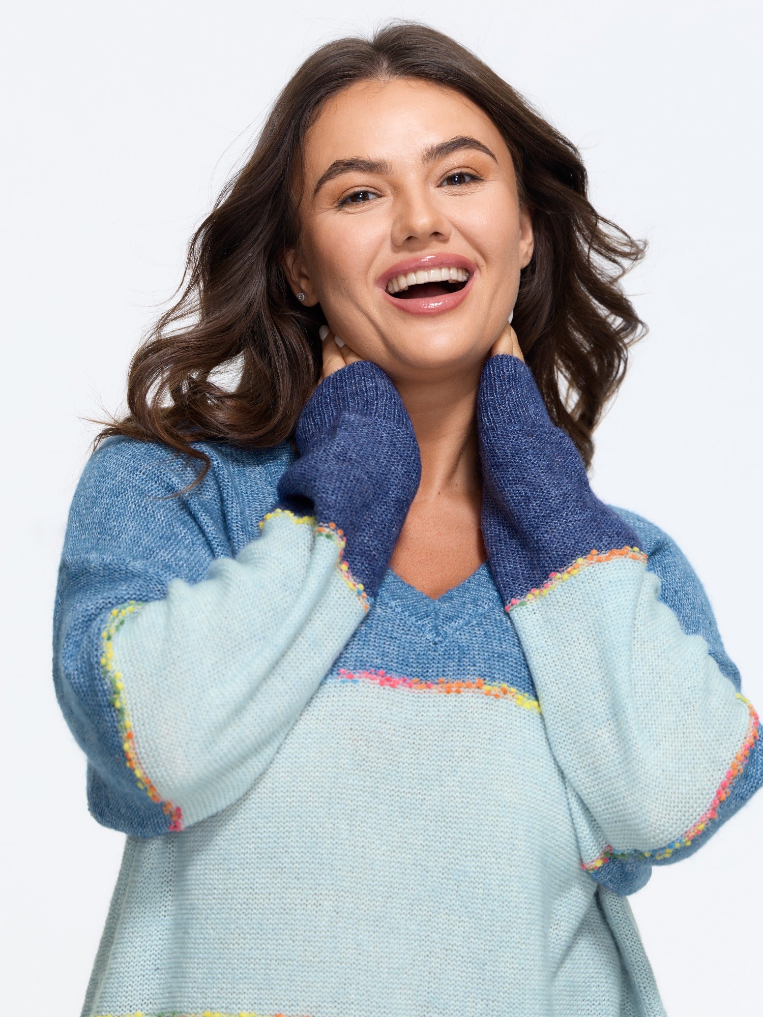 Color Block V Neck Pullover