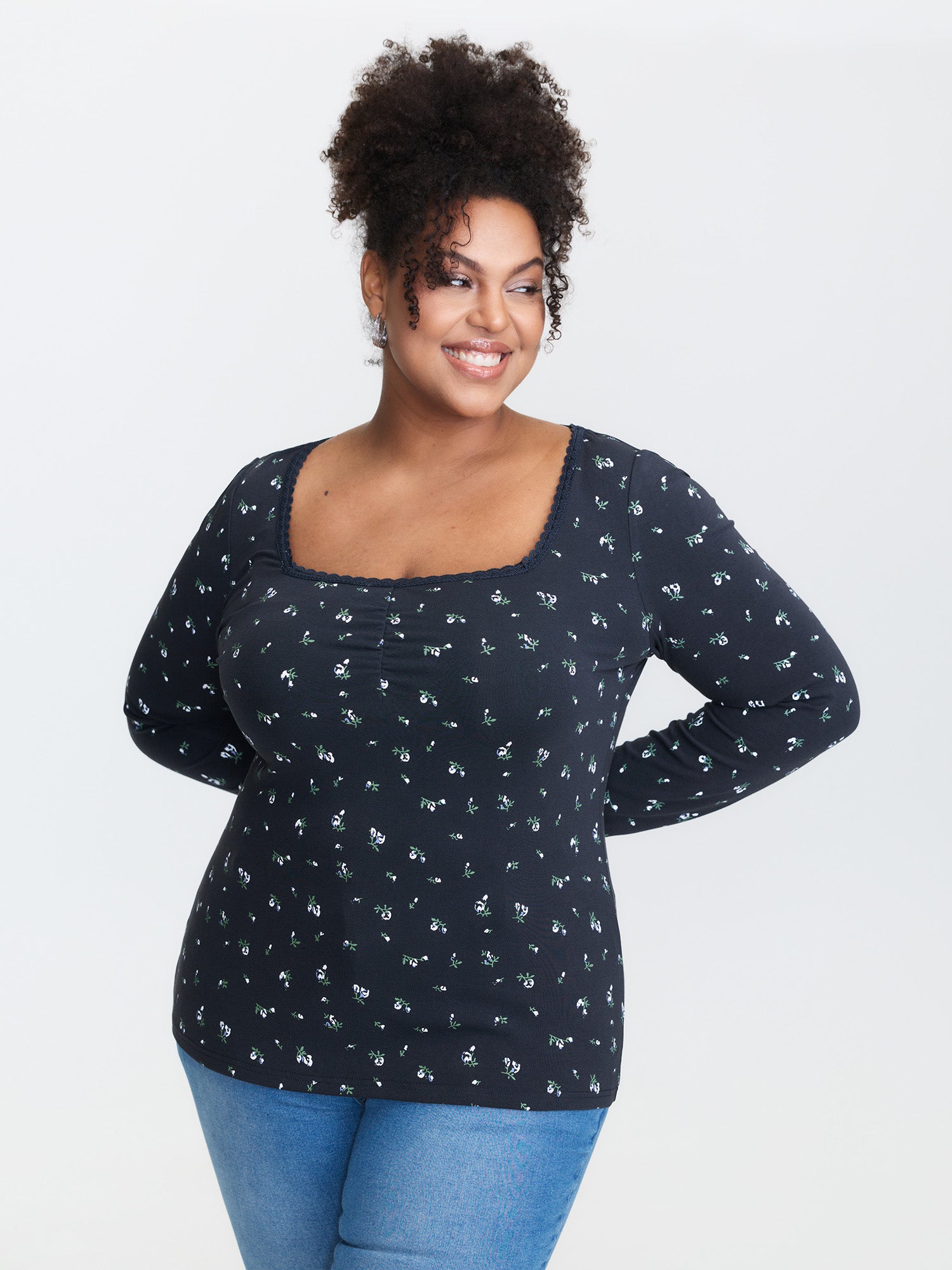 Floral Print Lace Trim Neckline T-Shirt