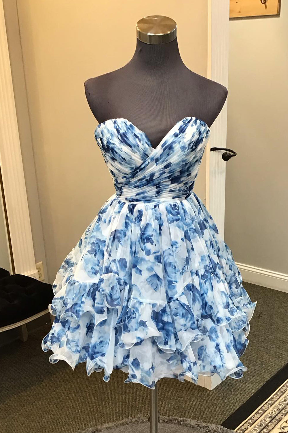 Blue Sweetheart A Line Printed Tiered Homecoming Dress/Mini Dress