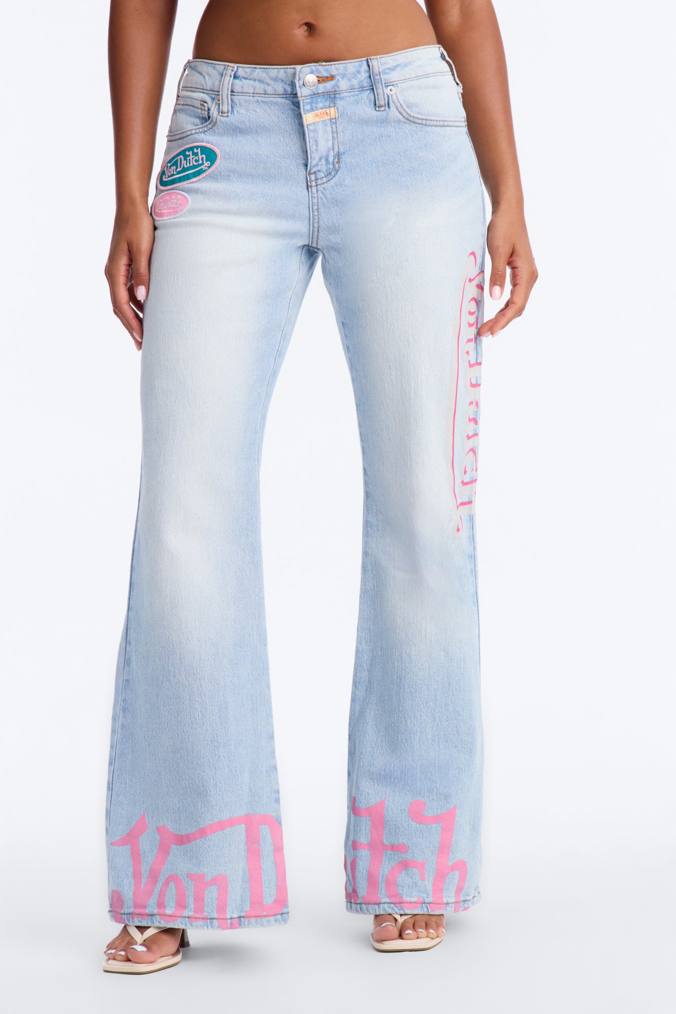 Von Dutch Originals Low Rise Flare Jeans - Light Wash