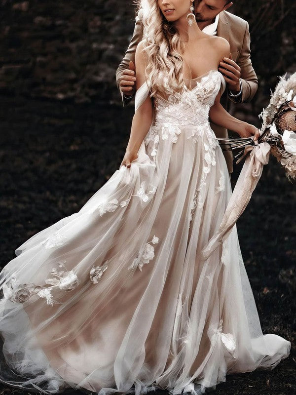 Exquisite Off-The-Shoulder Backless Lace Tulle Court Train Wedding Dresses with Appliques