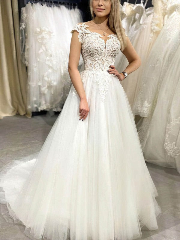 Exquisite Ball Gown Cap Sleeves Tulle Wedding Dresses with Appliques