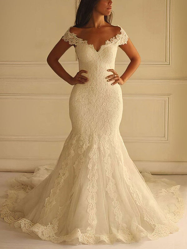 Stunnind Off-The-Shoulder Trumpet Lace Tulle Chapel Train Wedding Dresses with Appliques