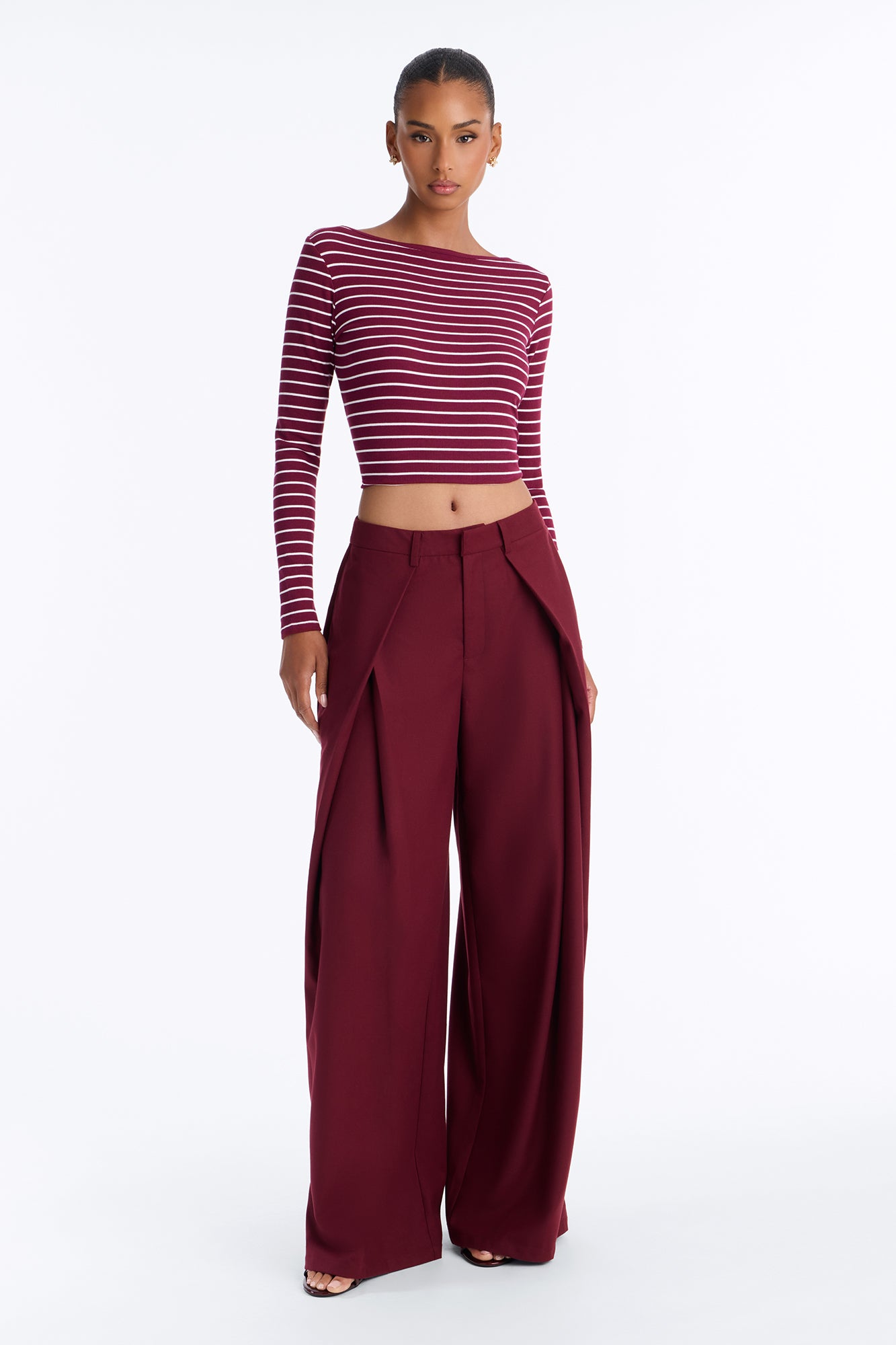 Executive Realness Pleated Wide Leg Trouser 33″ - Burgundy