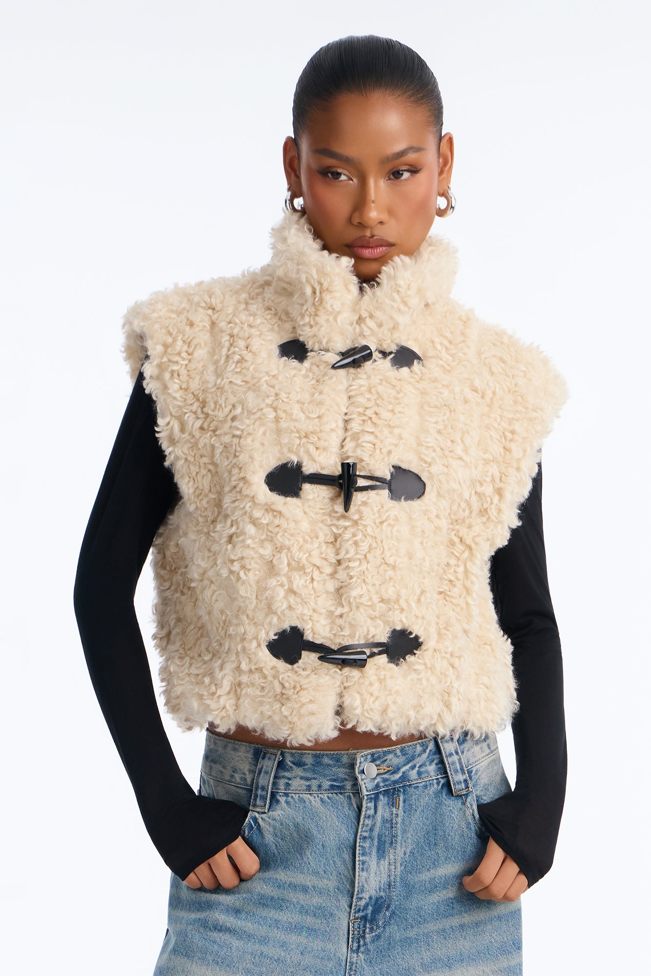 Night Out Cropped Toggle Closure Faux Fur Vest - Ivory