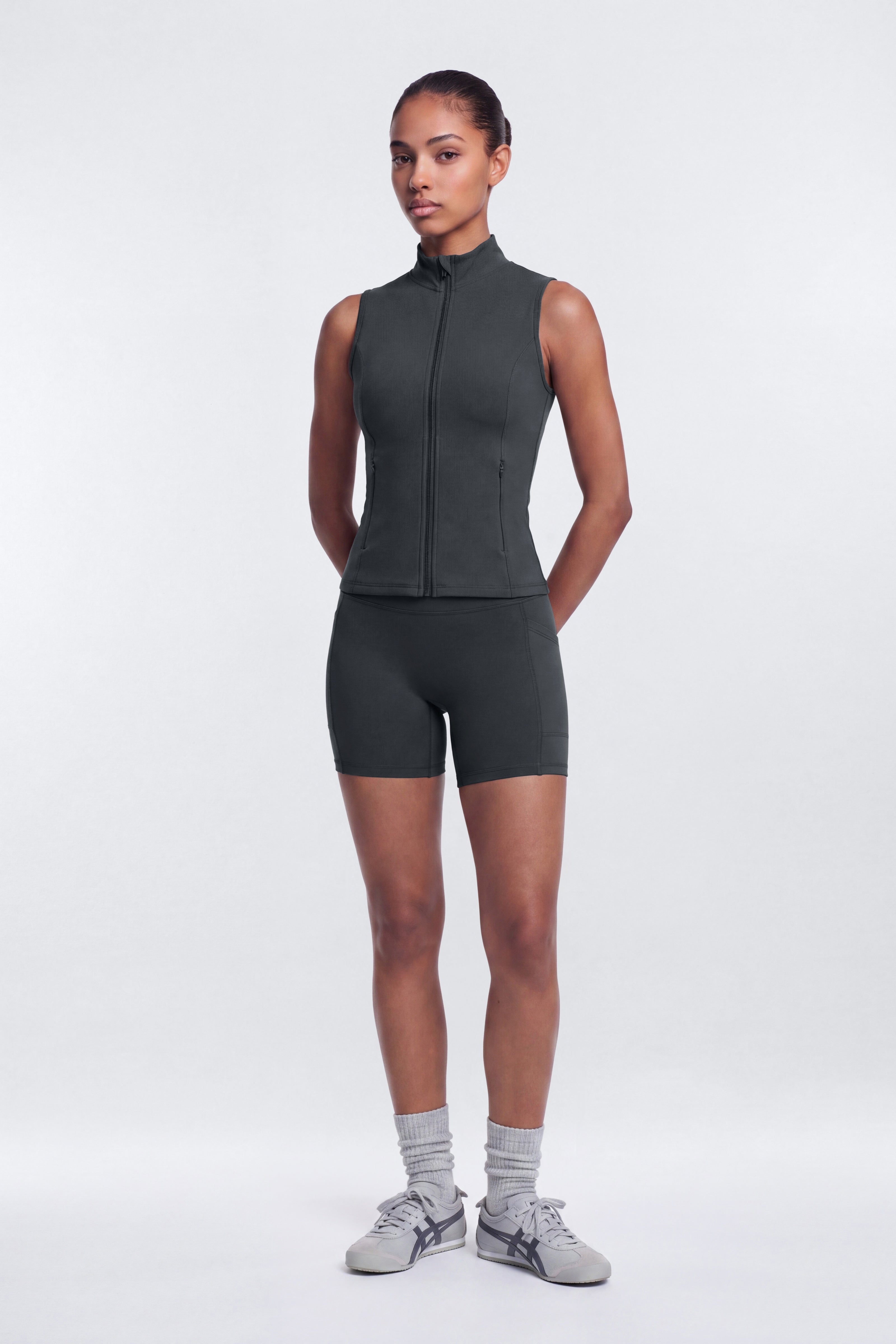 CloudForm™ High Waist 5″ Side Pocket Biker Short - Carbon