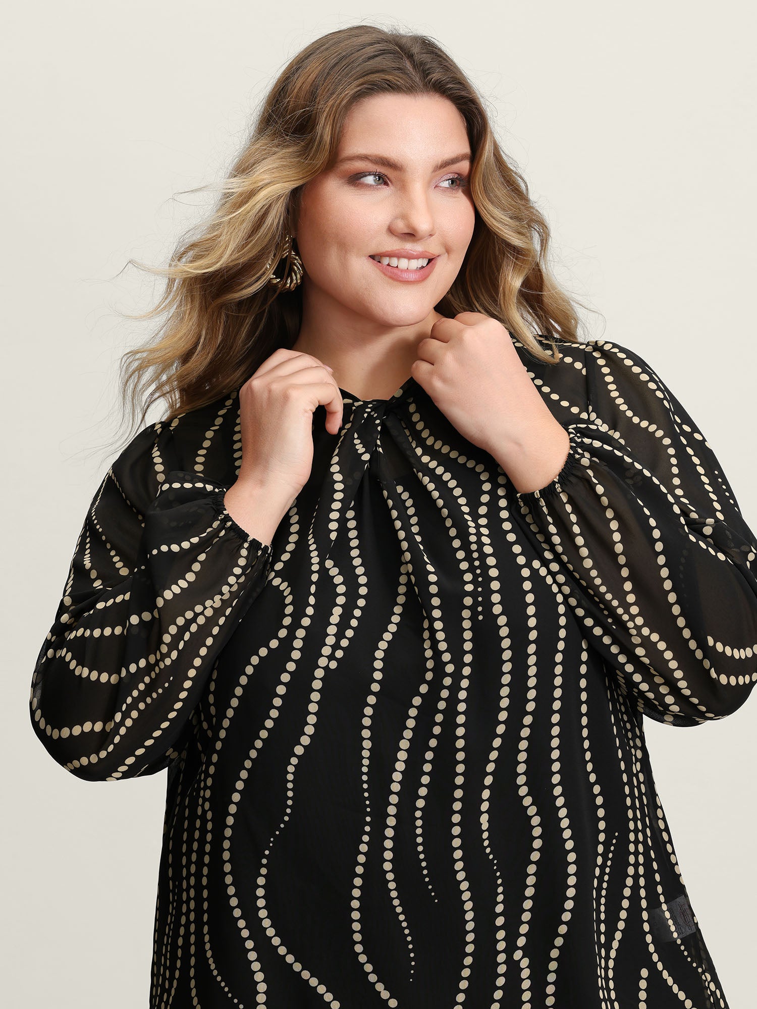 Knotted Neckline Chiffon Print Blouse