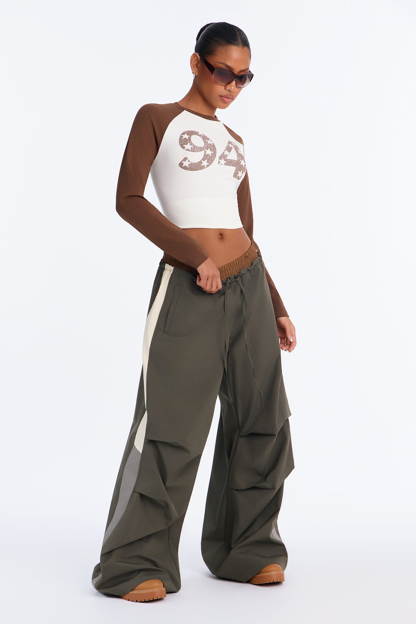 Super Sporty Colorblock Wide Leg Windbreaker Pant - Military Green