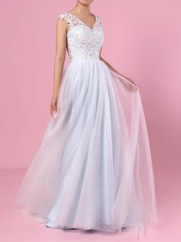 Classic Sleeveless V-Neck Tulle Lace A-Line Wedding Dresses with Sweep Train