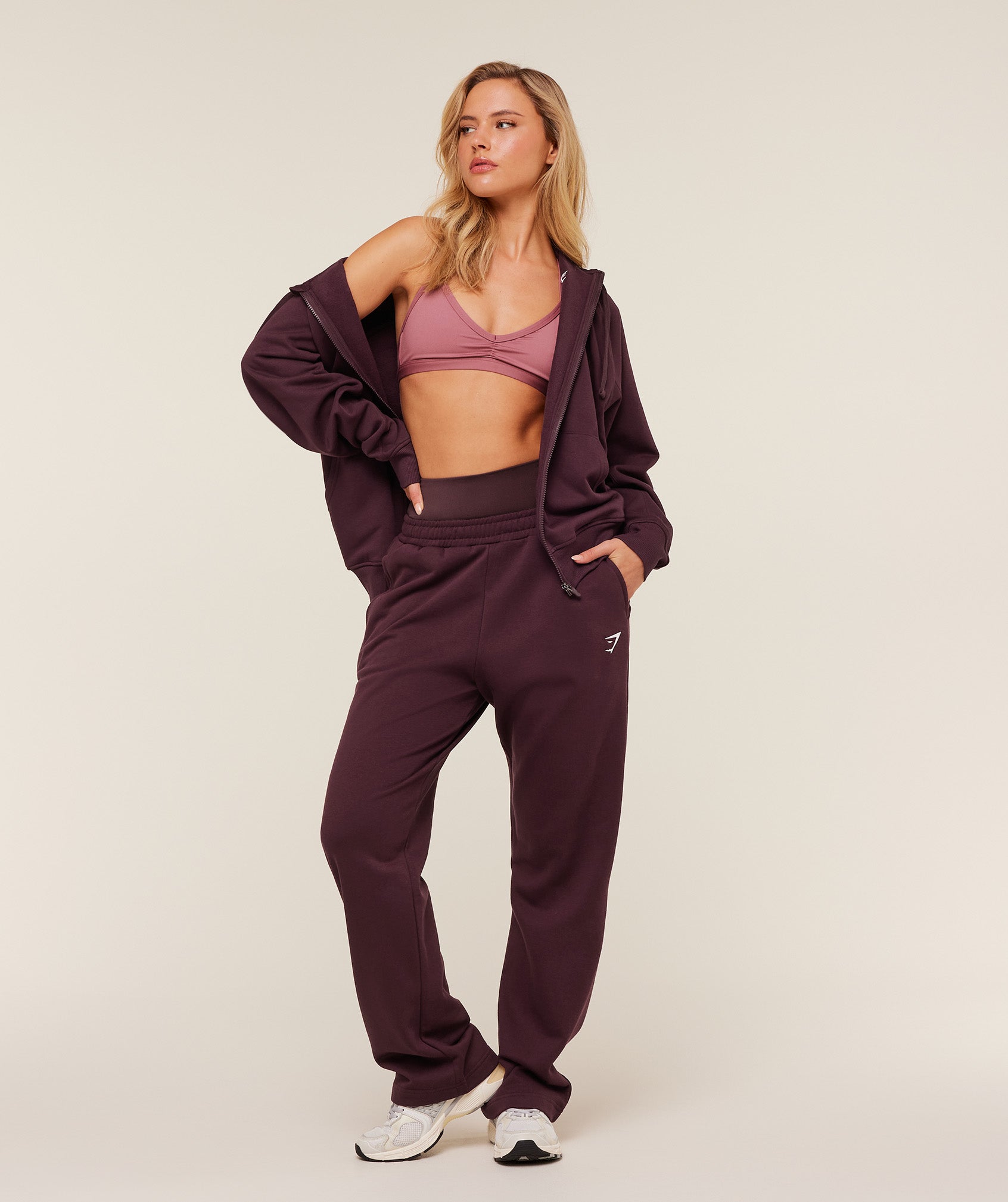 Gymshark Training Fleece Straight Leg Regular Joggers - Cherry Purple