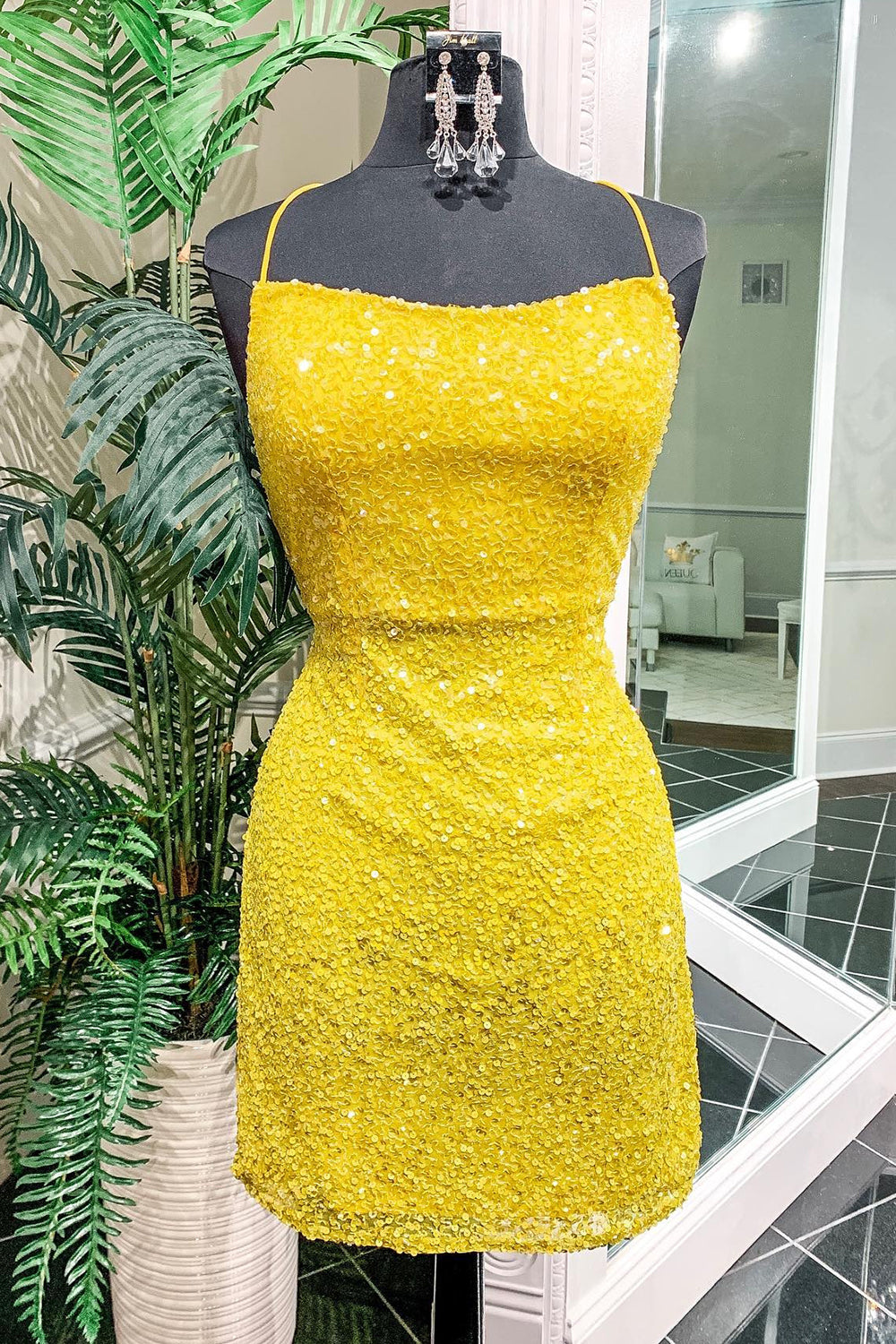 Yellow Sequins Backless Short Homecoming Dress/Mini Dress