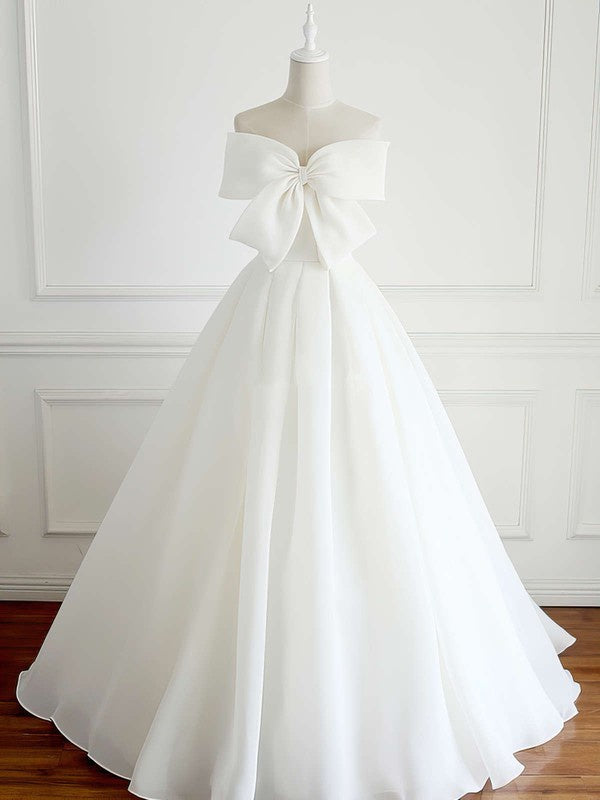 Glamorous Strapless Ball Gown Floor-Length Wedding Dresses with Bow