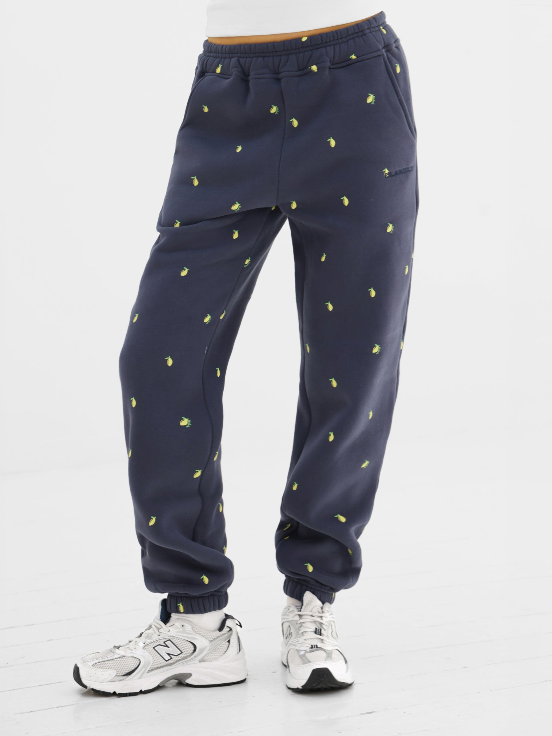Rhea Lemon Print Cuffed Sweatpants - True Navy