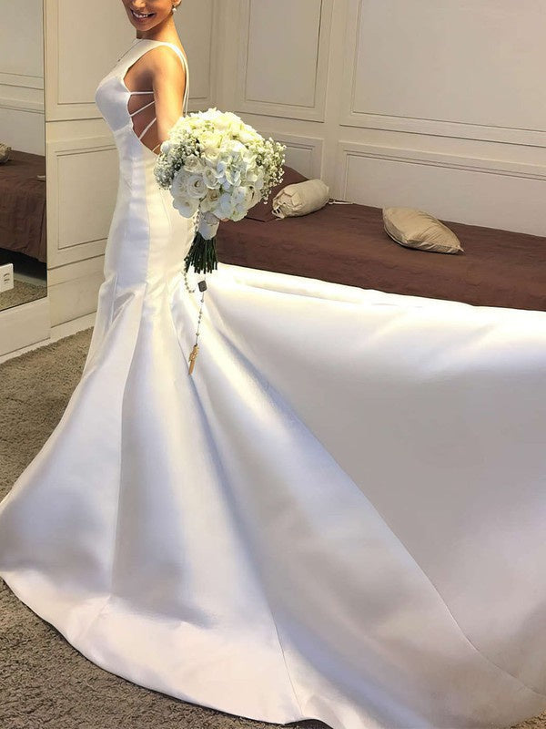 Sexy Backless Sleeveless Mermaid Satin Chapel Train Wedding Dresses