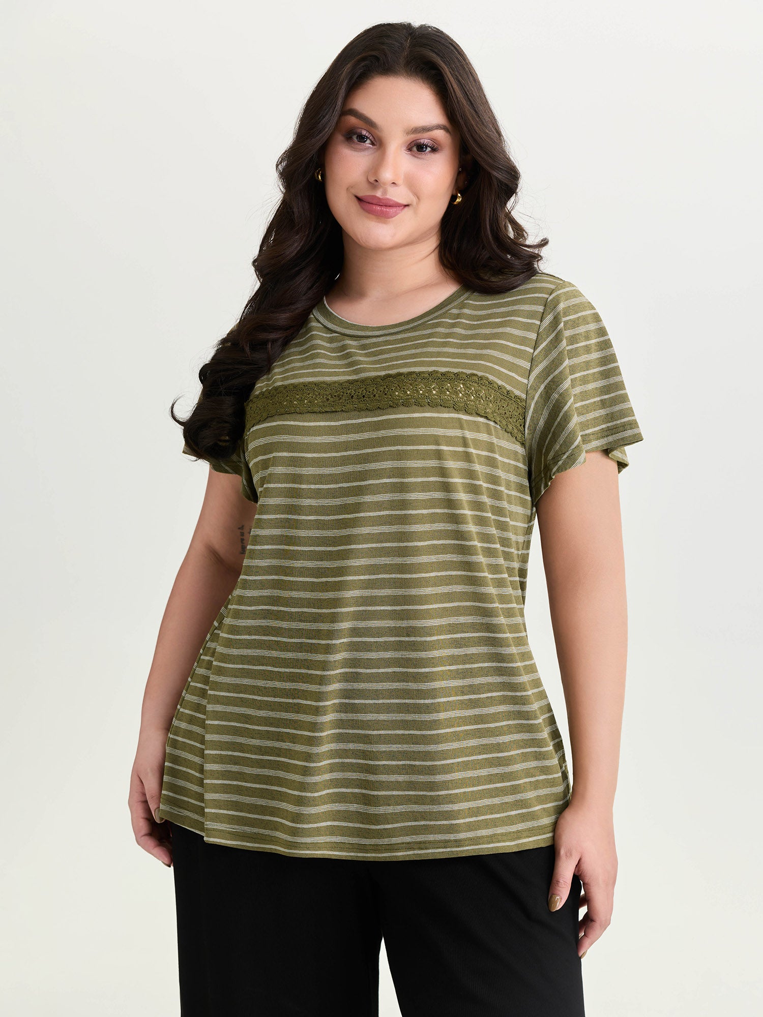 Stretchy Lace Trim Round Neck T-Shirt