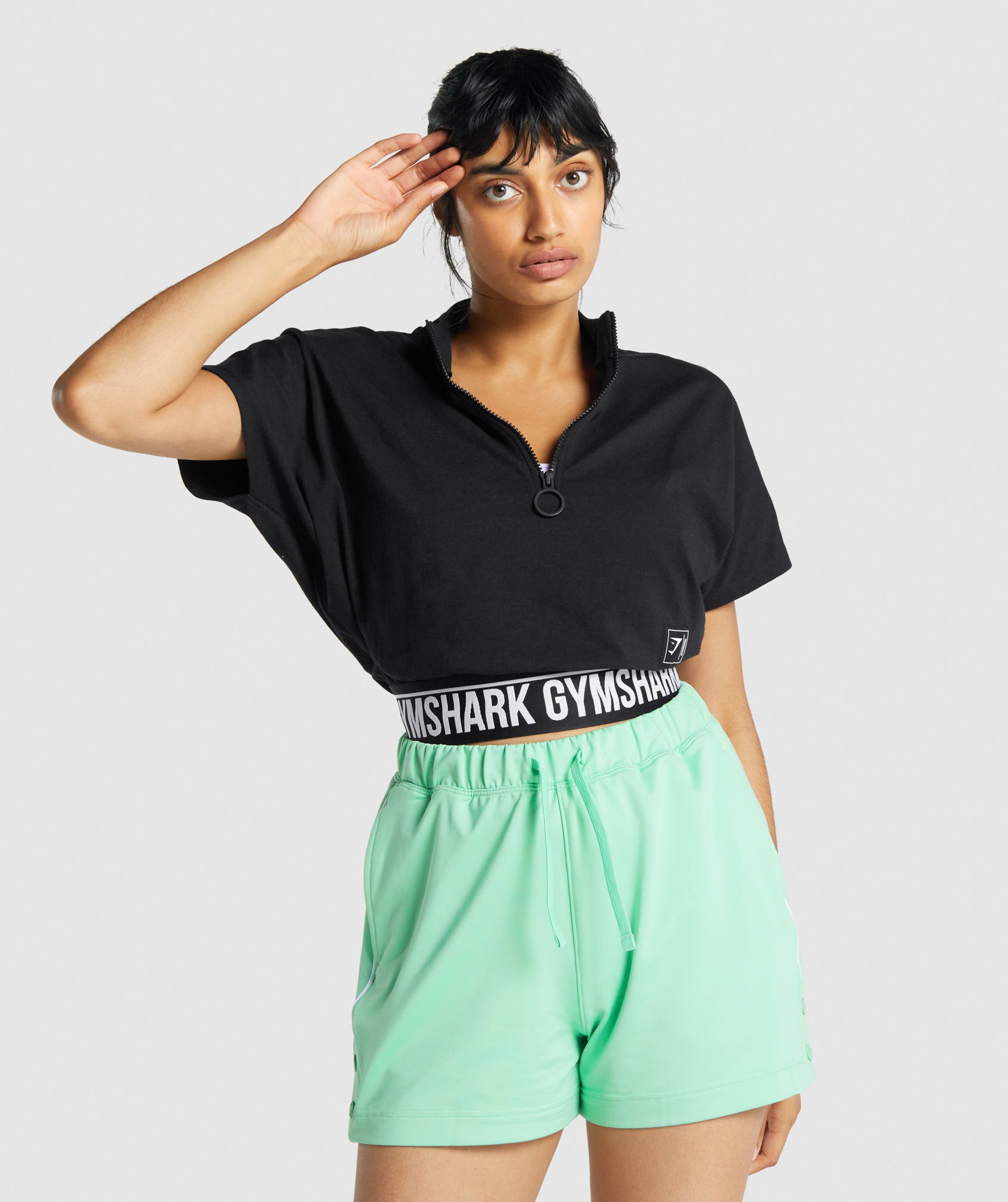 Gymshark Recess Crop 1/2 Zip Tee - Black