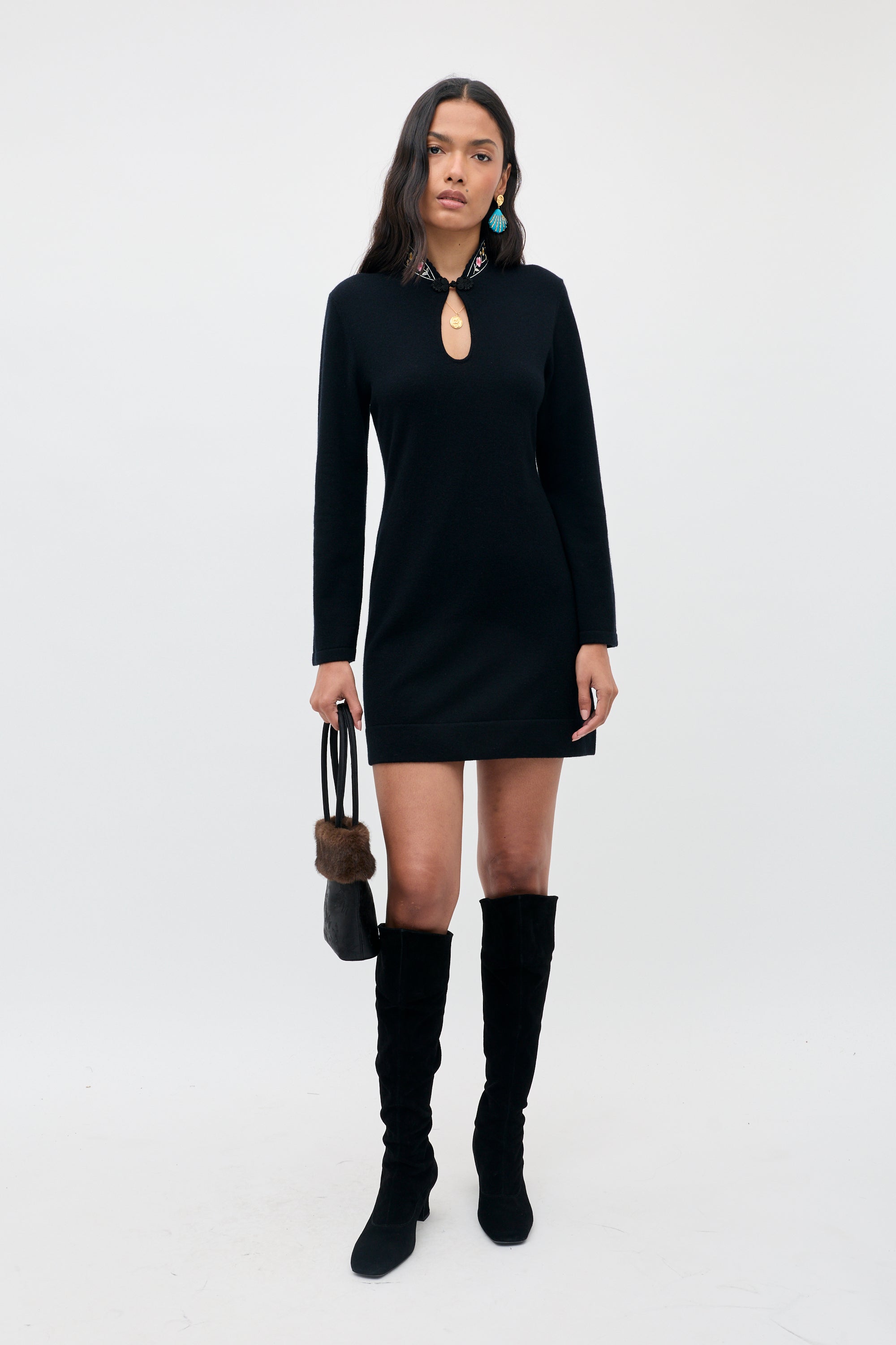 Valerria - Black