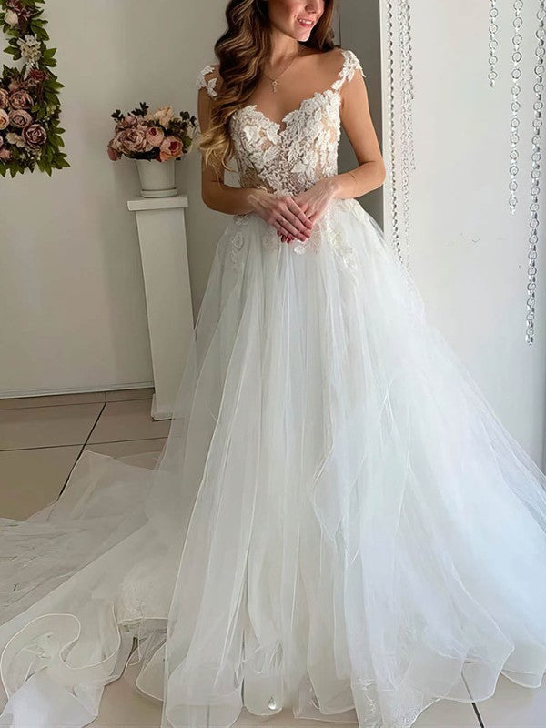 Sexy Cap Sleeves Tulle A-Line Lace Wedding Dresses with Appliques