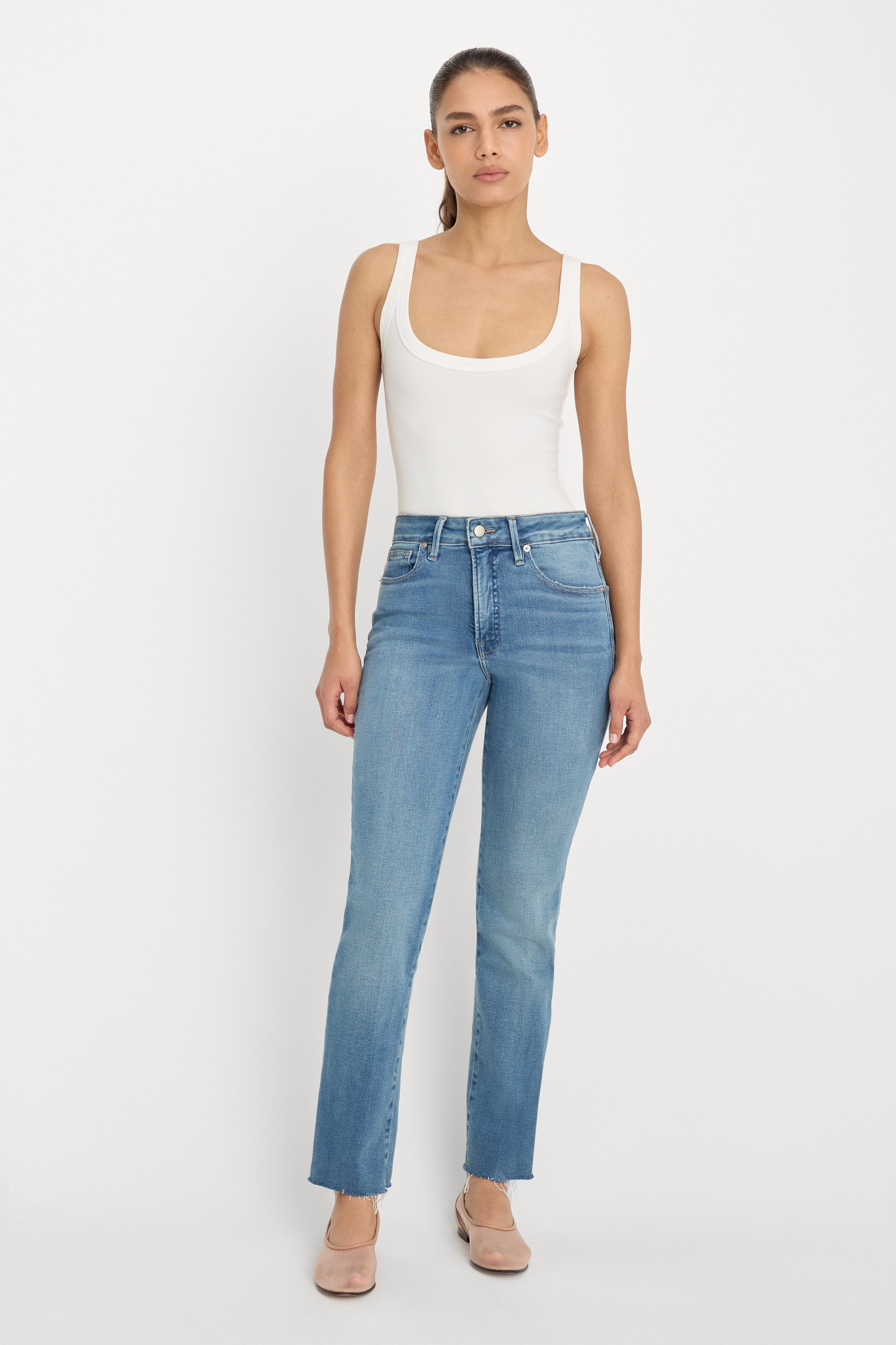 SOFT TECH GOOD LEGS STRAIGHT JEANS | INDIGO1209