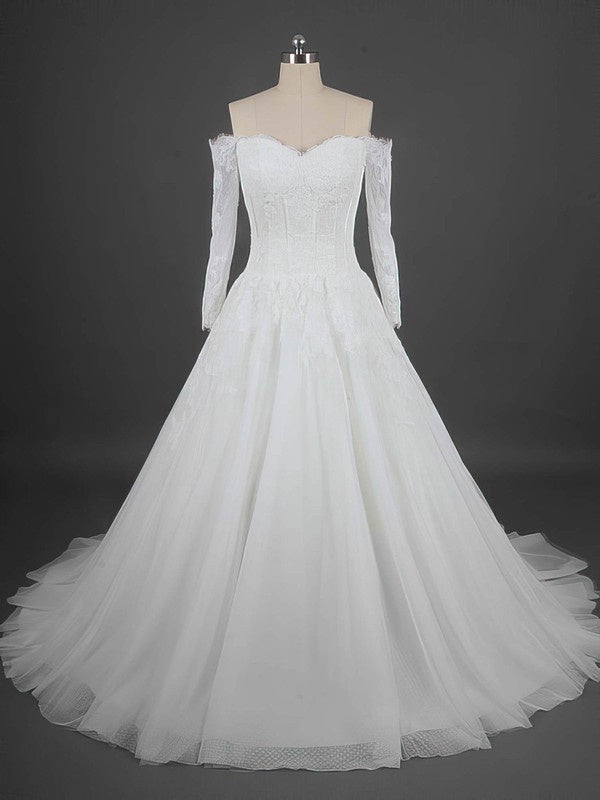 Beautiful Off-The-Shoulder Long Sleeves Sweetheart Tulle Ball Gown Wedding Dresses with Court Train