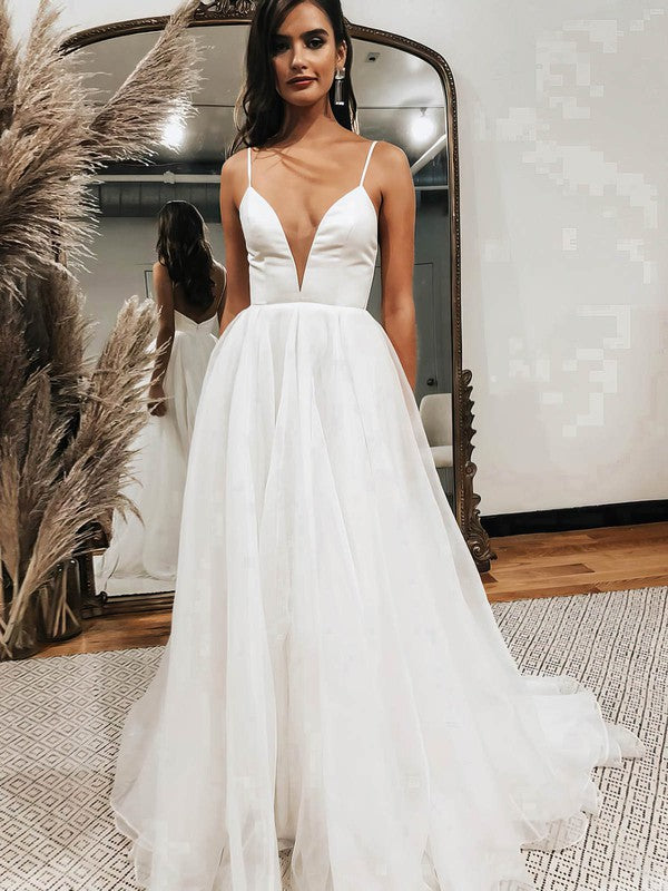Stylish Organza V-Neck Sleeveless Ball Gown Wedding Dresses with Sweep Train