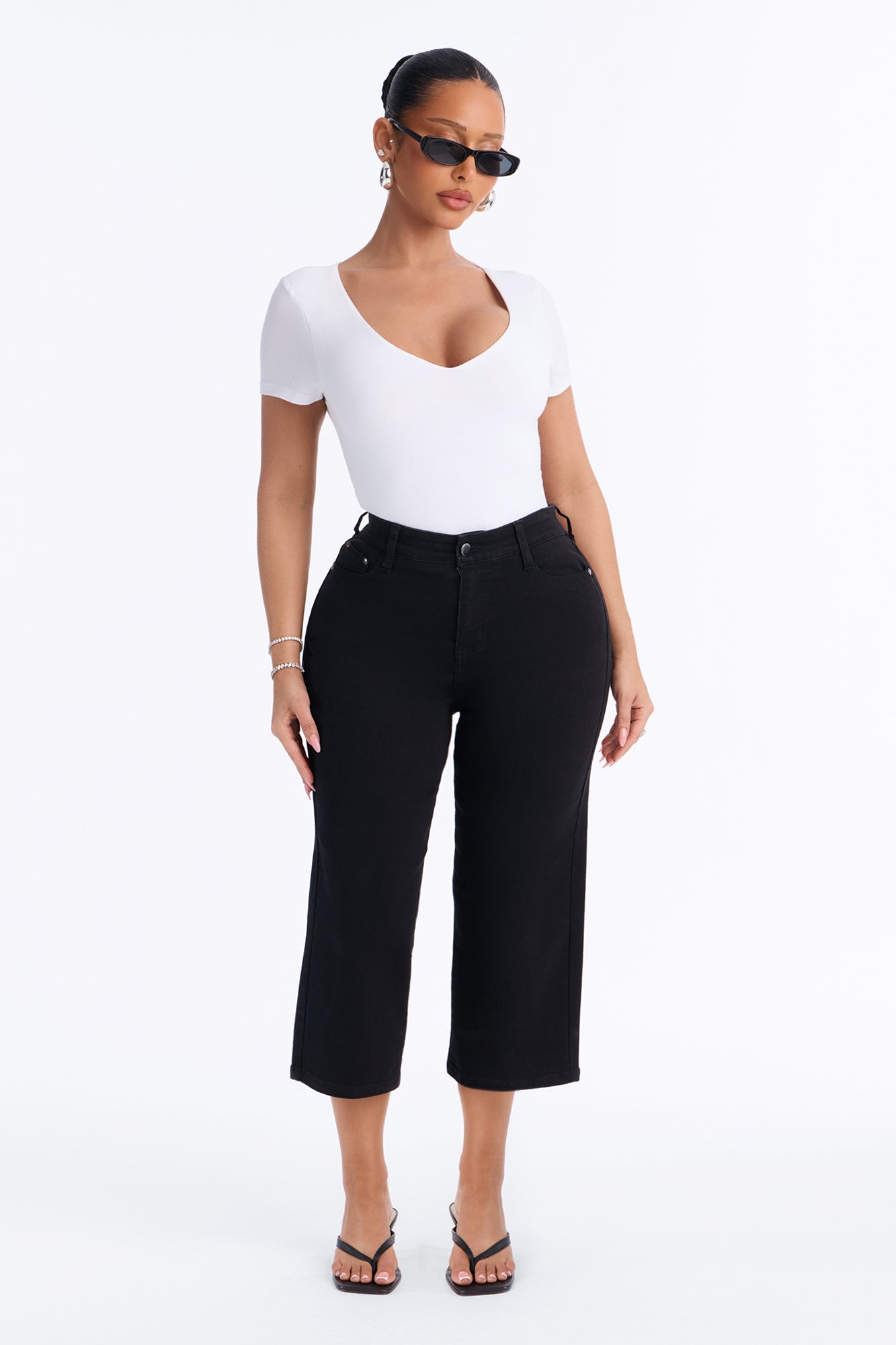 Simply Basic Stretch Capri Jeans - Black