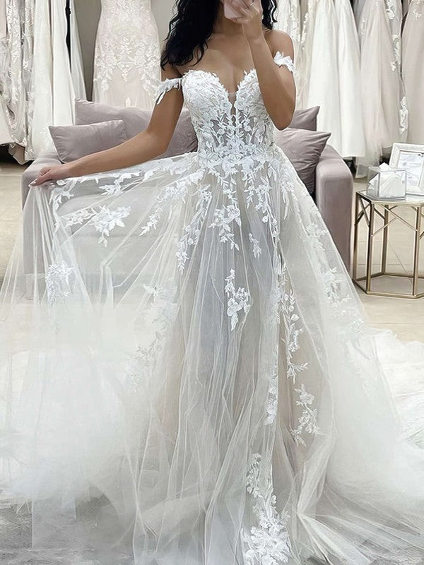 Beautiful Off-The-Shoulder V-Neck Lace Ball Gown Wedding Dresses with Appliques