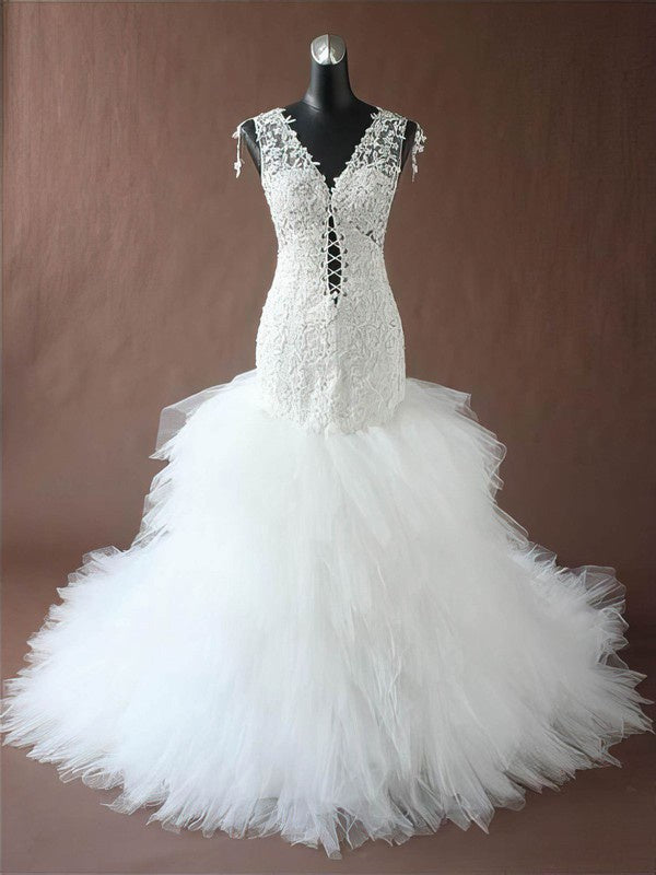 Exquisite Mermaid V-Neck Sleeveless Tulle Cathedral Train Wedding Dresses