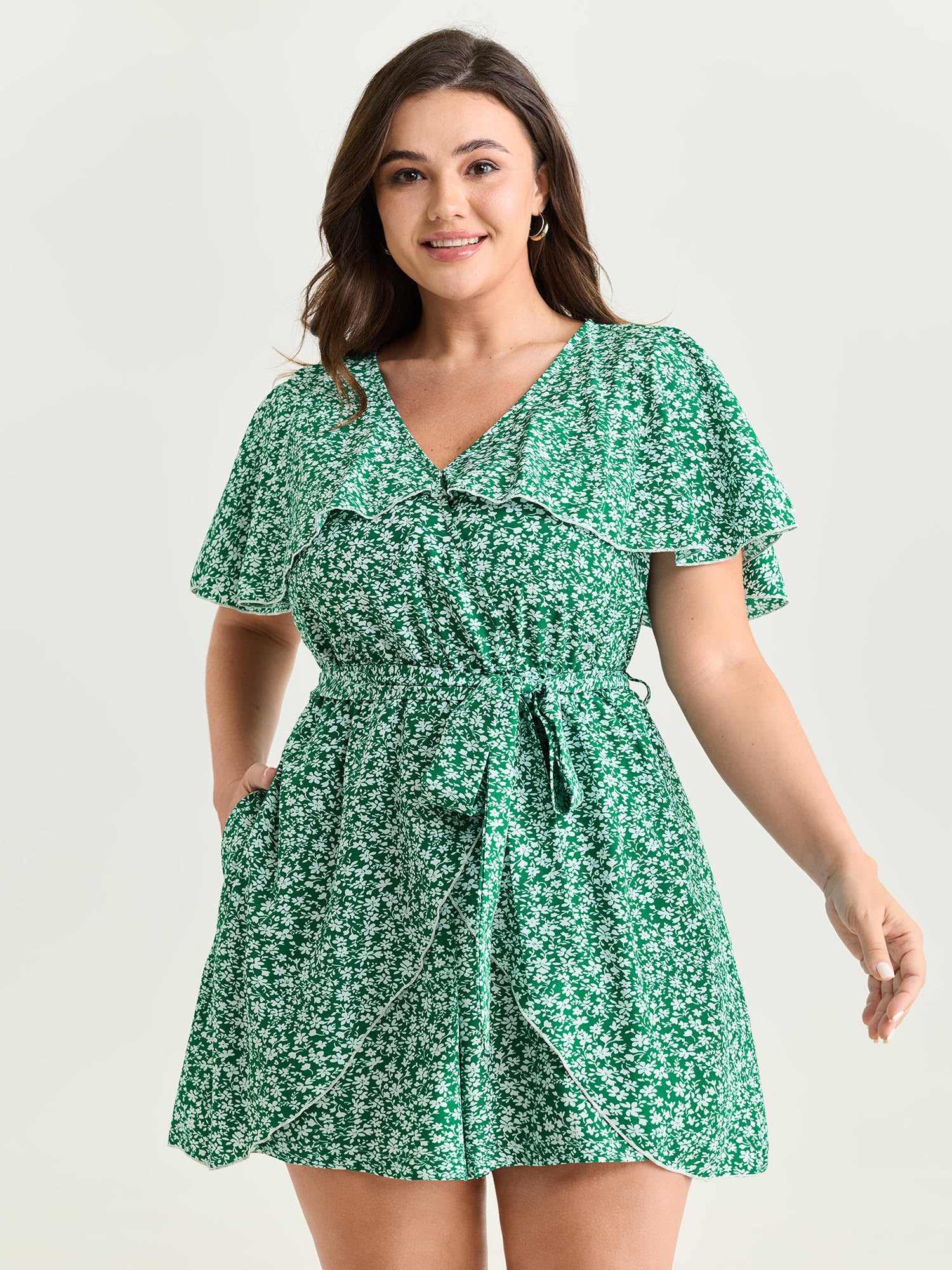 Floral Print Ruffled Wrap Hem Romper
