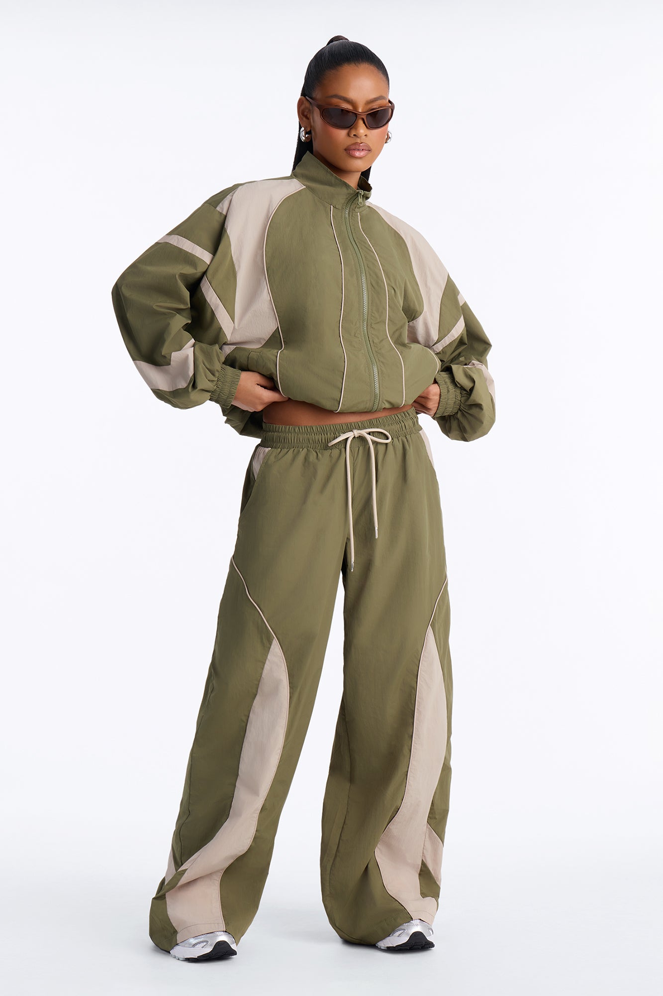 Annika Windbreaker Pant Set - Olive
